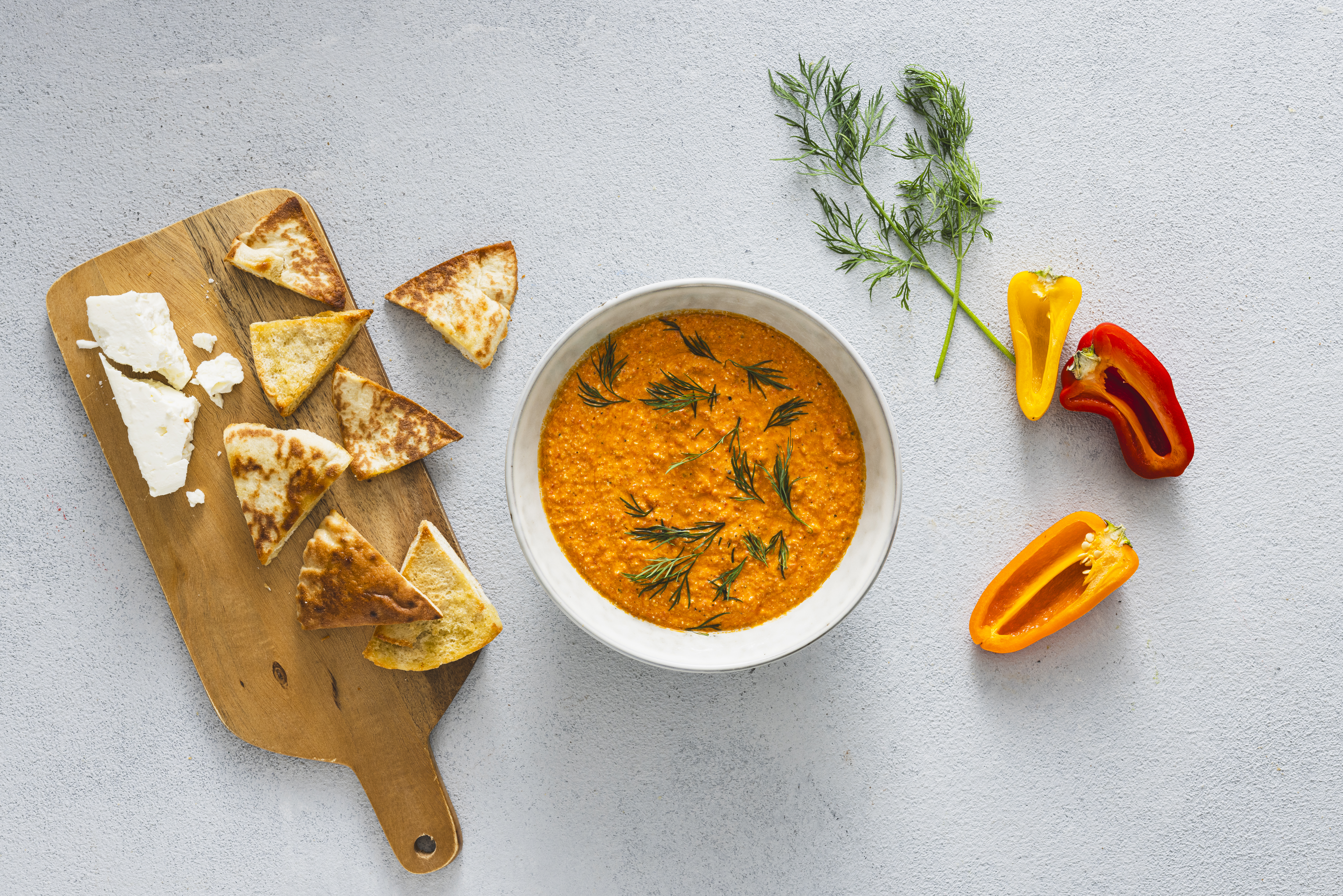 Htipiti eli kreikkalainen paprika-fetadippi