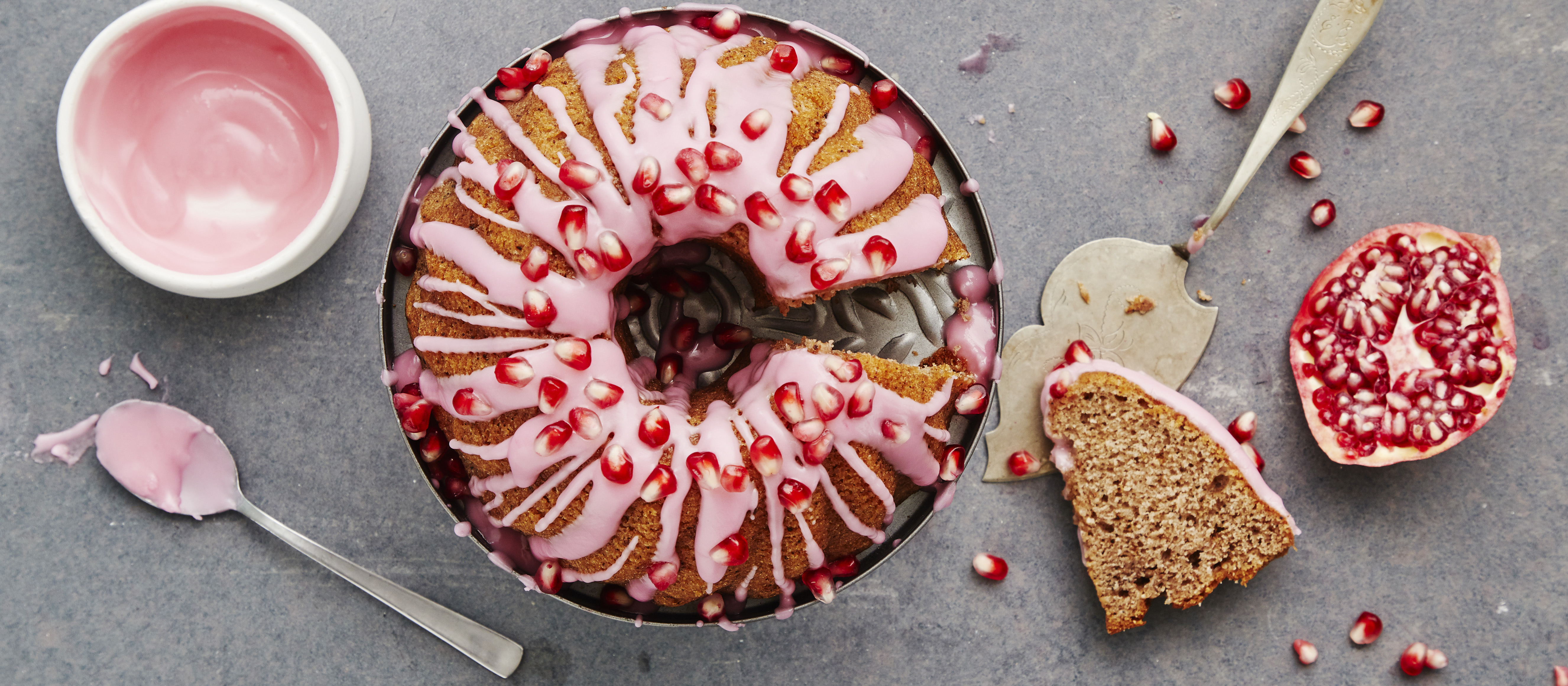 Granaattiomenakuorrute