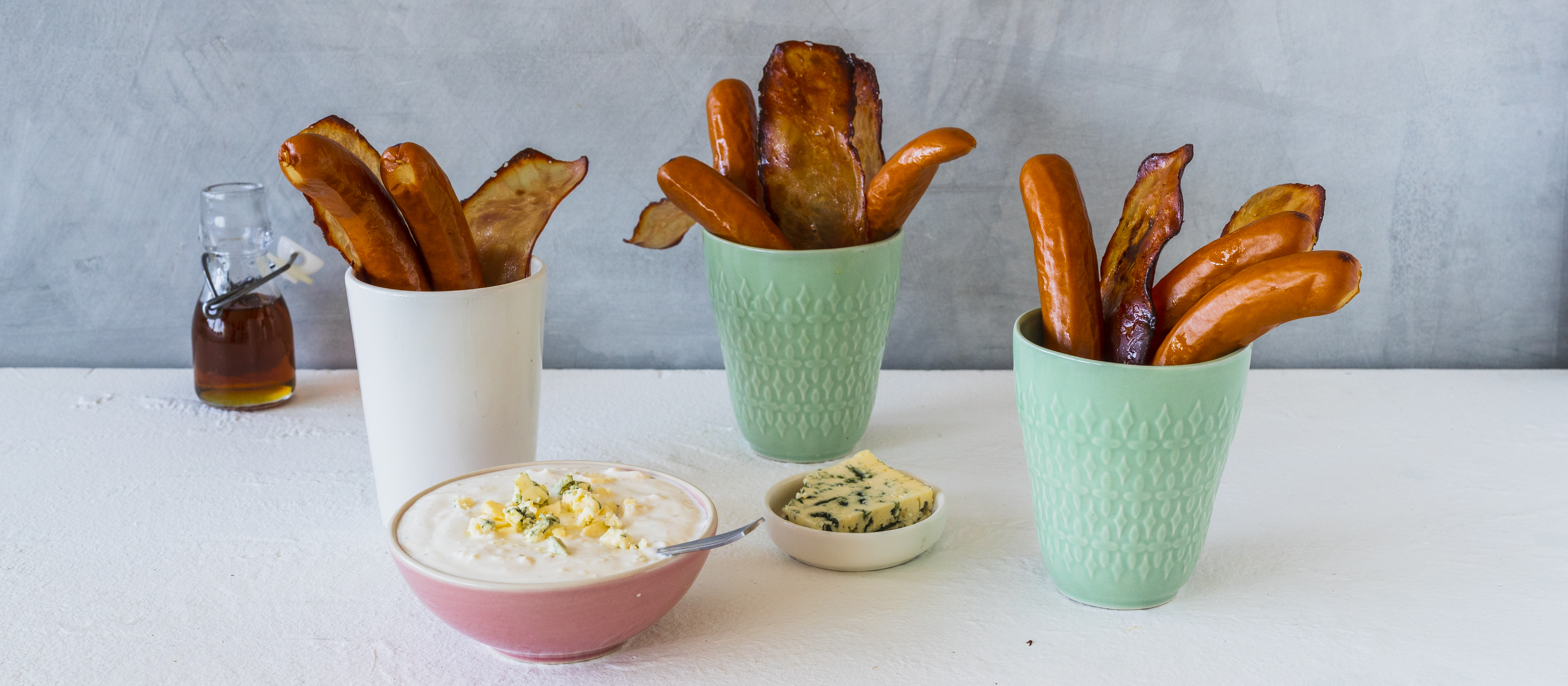 Kanapekoni ja -nakit