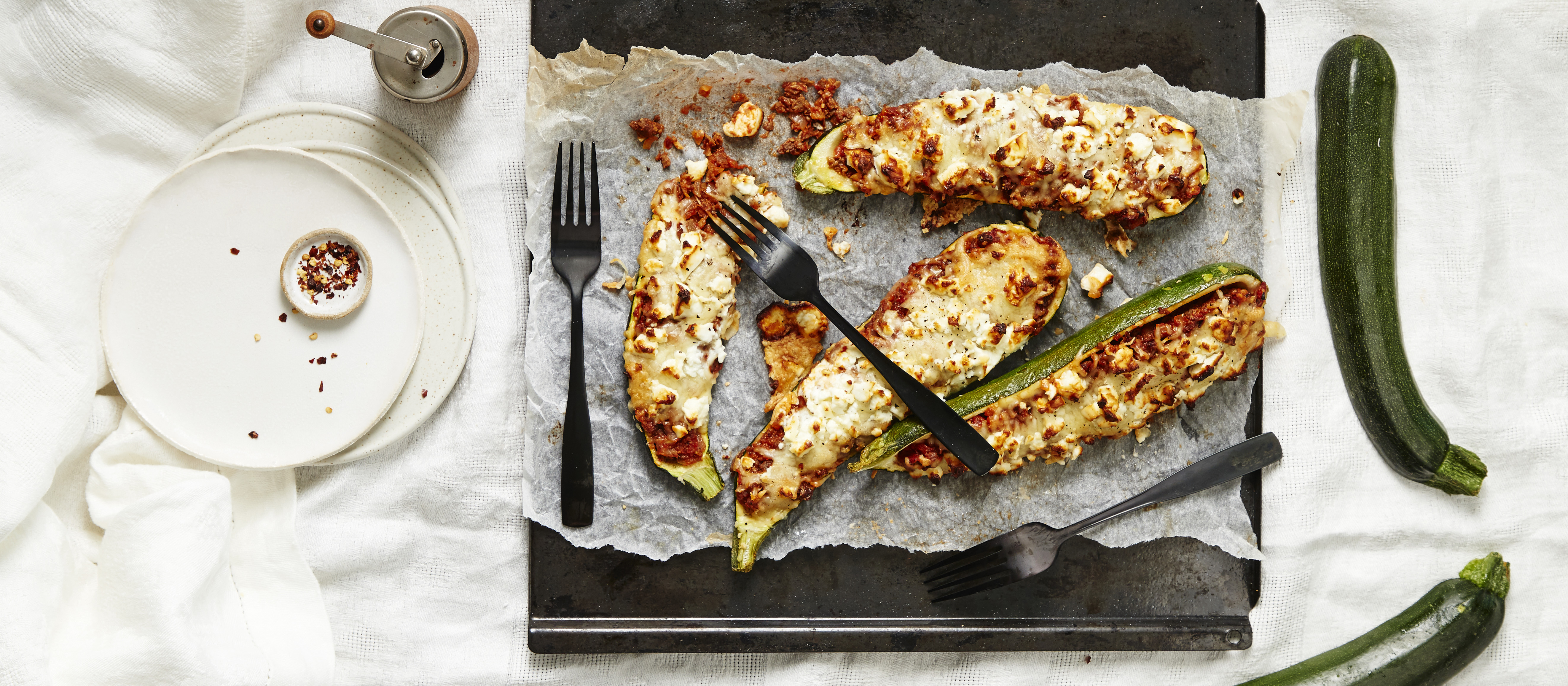 Kasvistäytteiset kesäkurpitsat