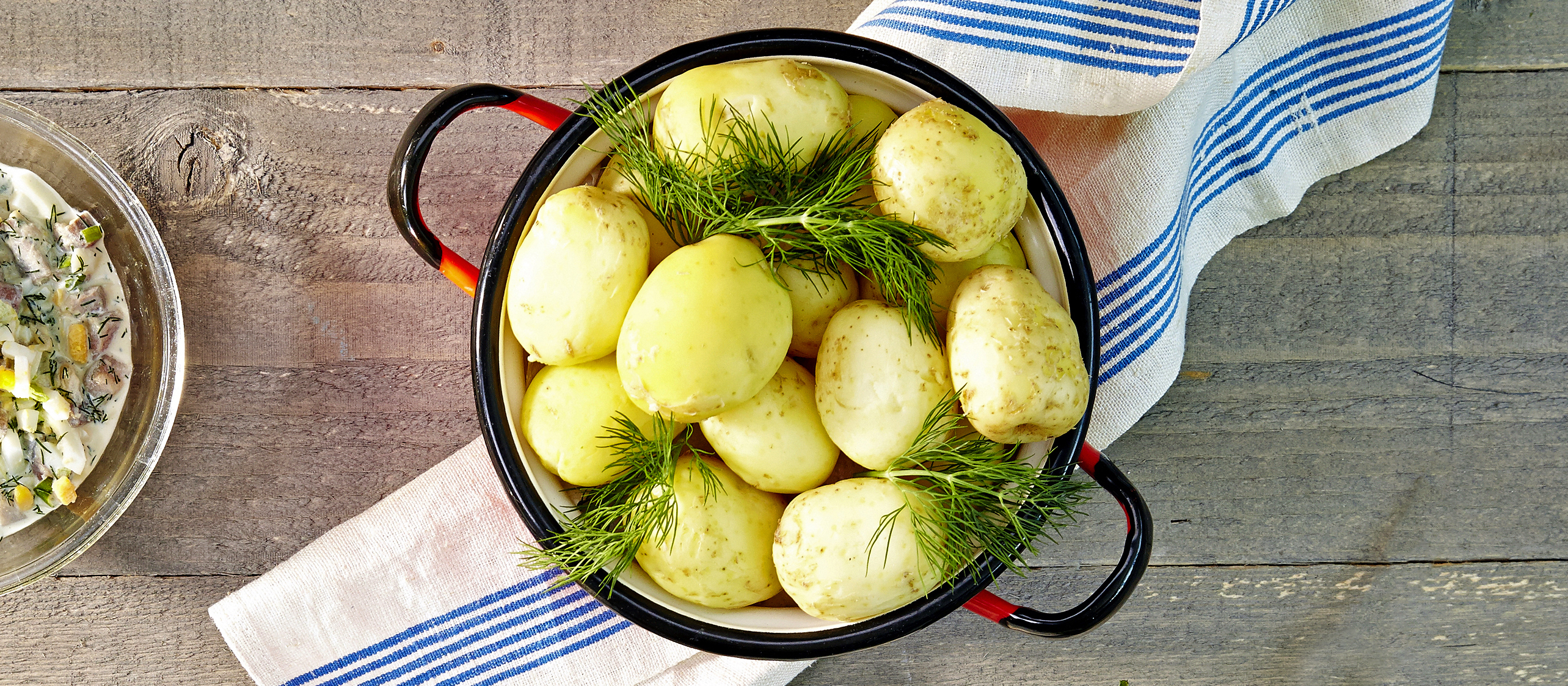 Keitetyt uudet perunat