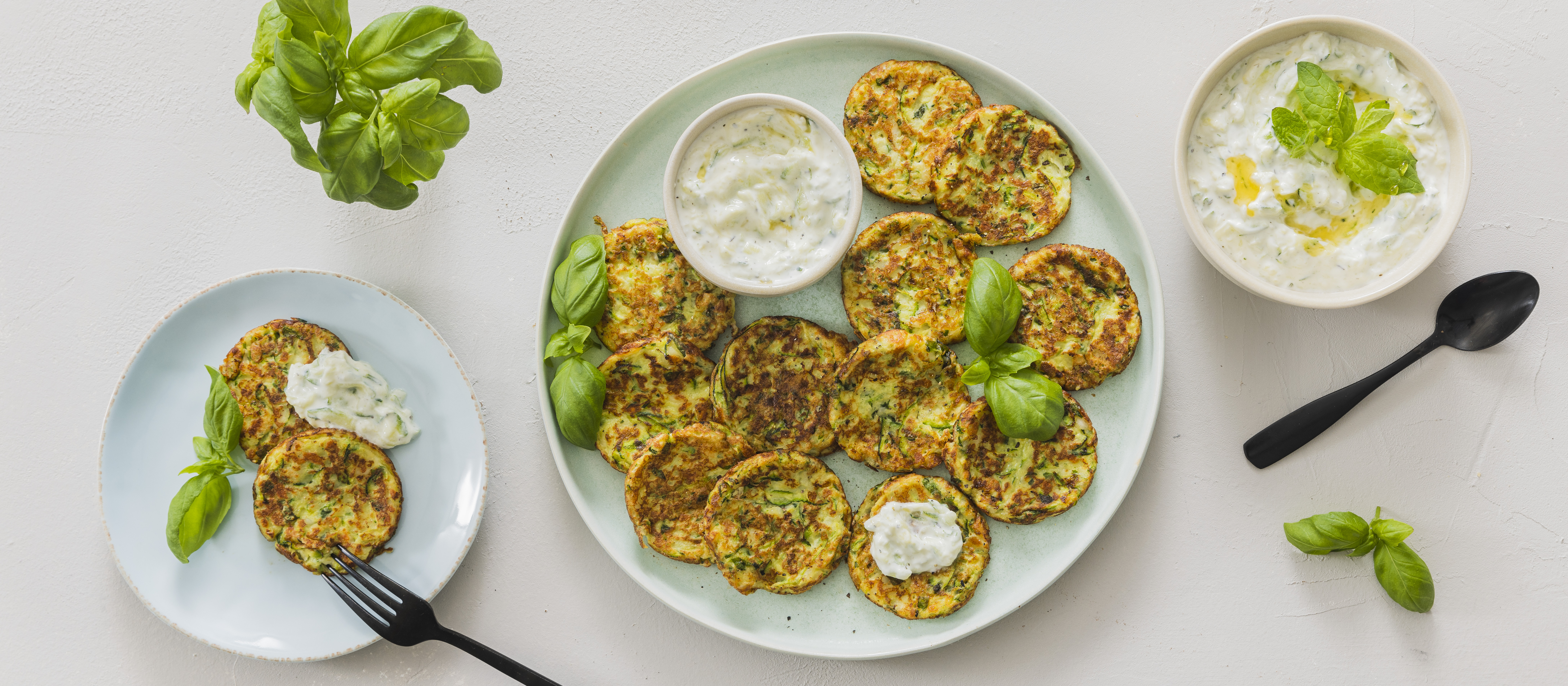 Kesäkurpitsa-halloumipihvit