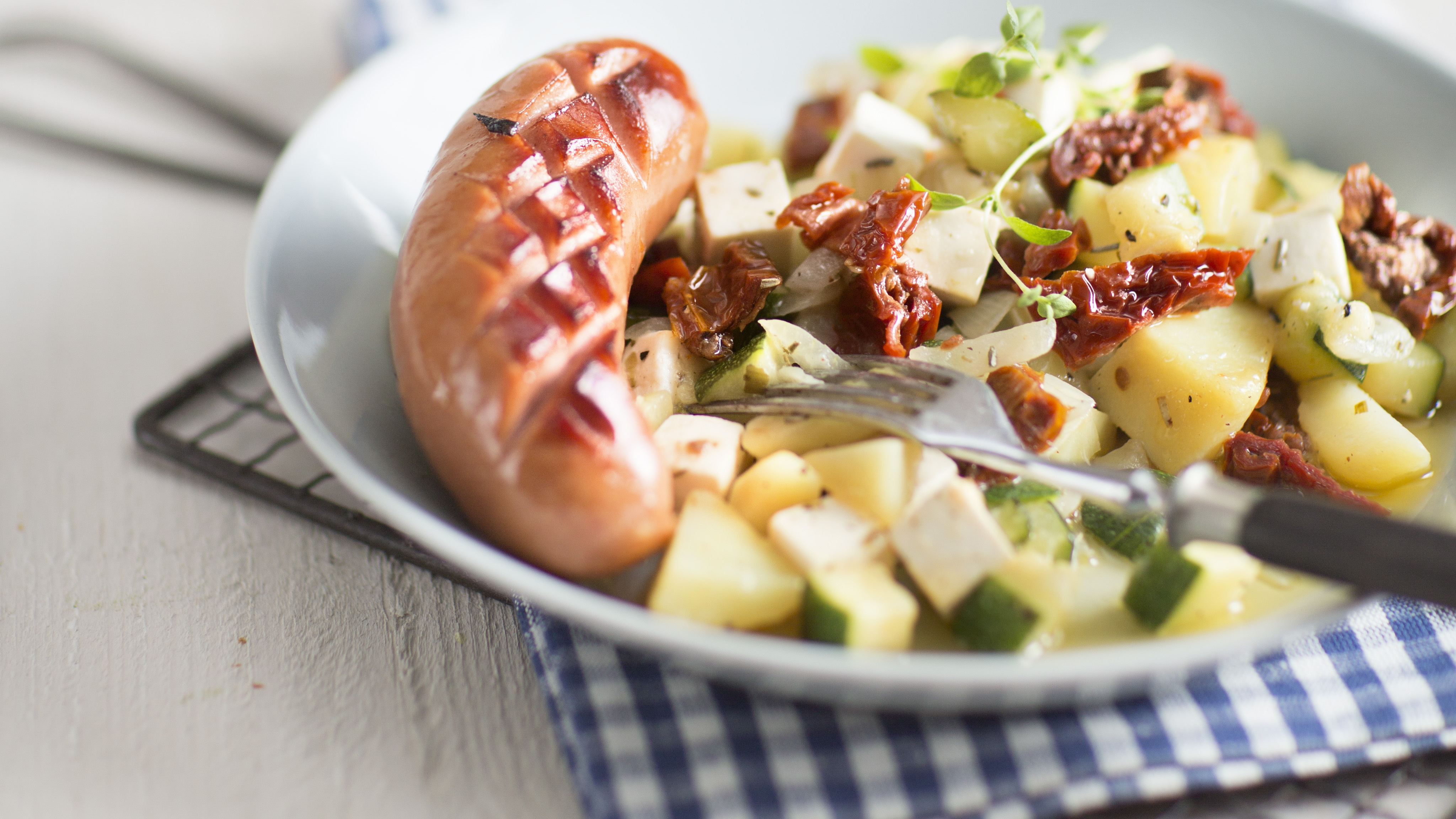 Fetapyttis ja makkarat