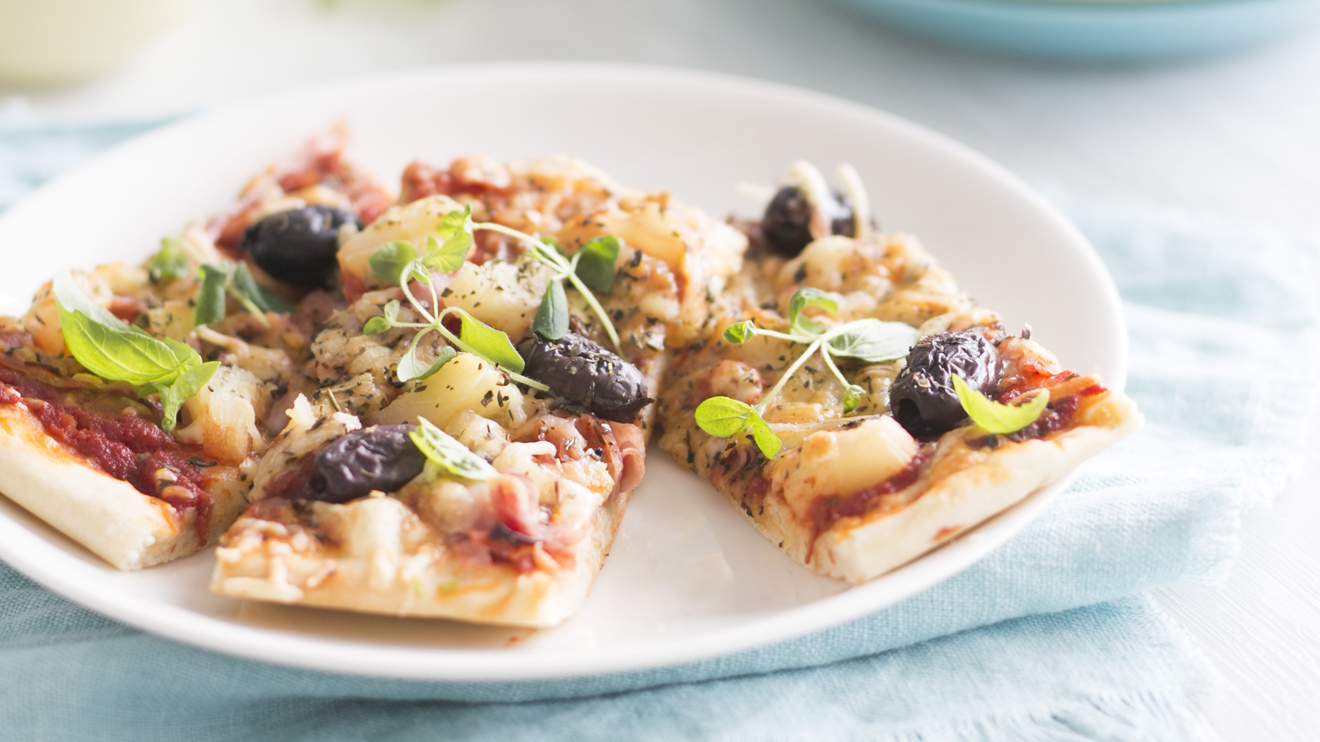 Kinkku-sinihomejuustopizza