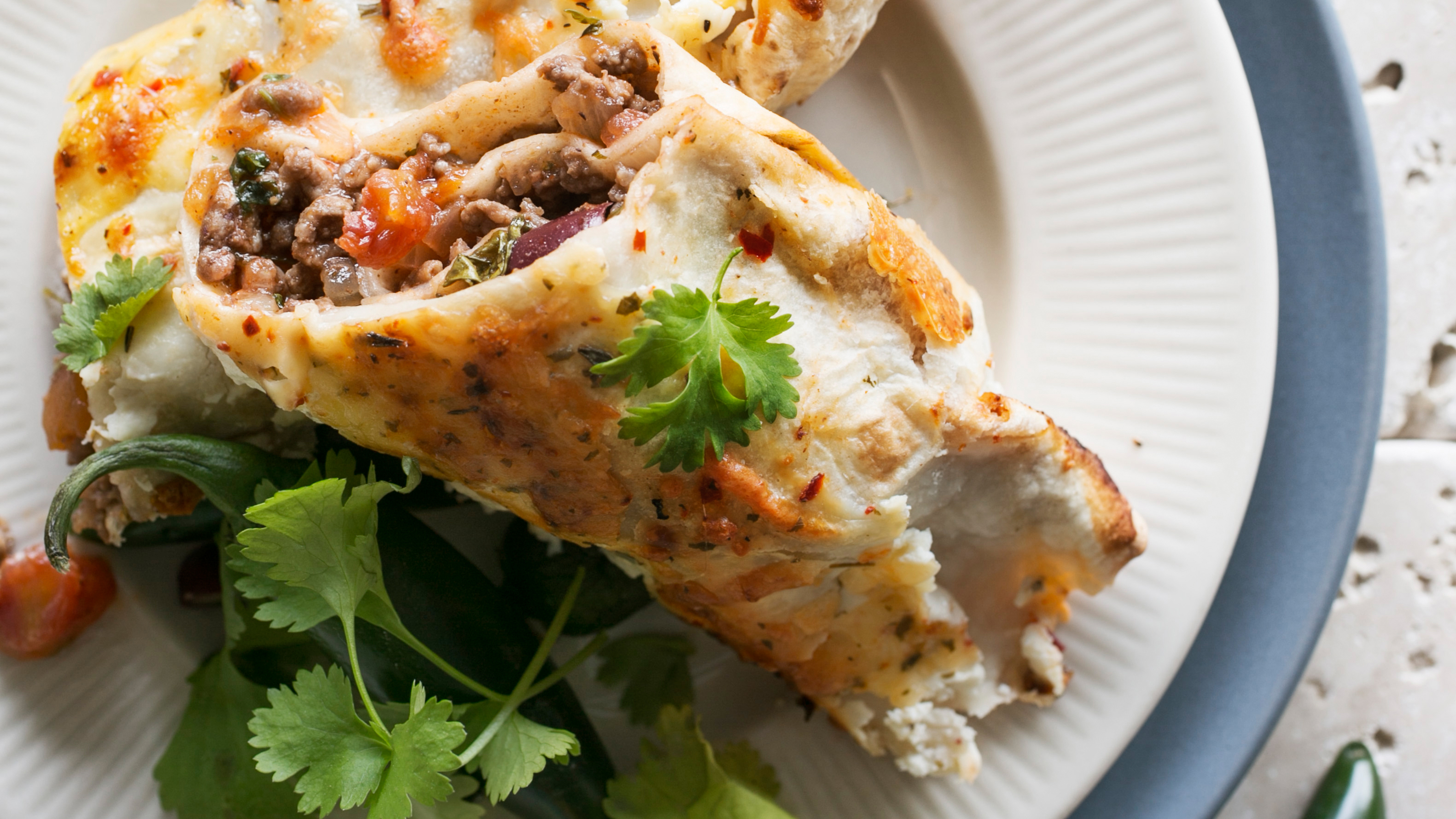 Helpot jauhelihaburritot