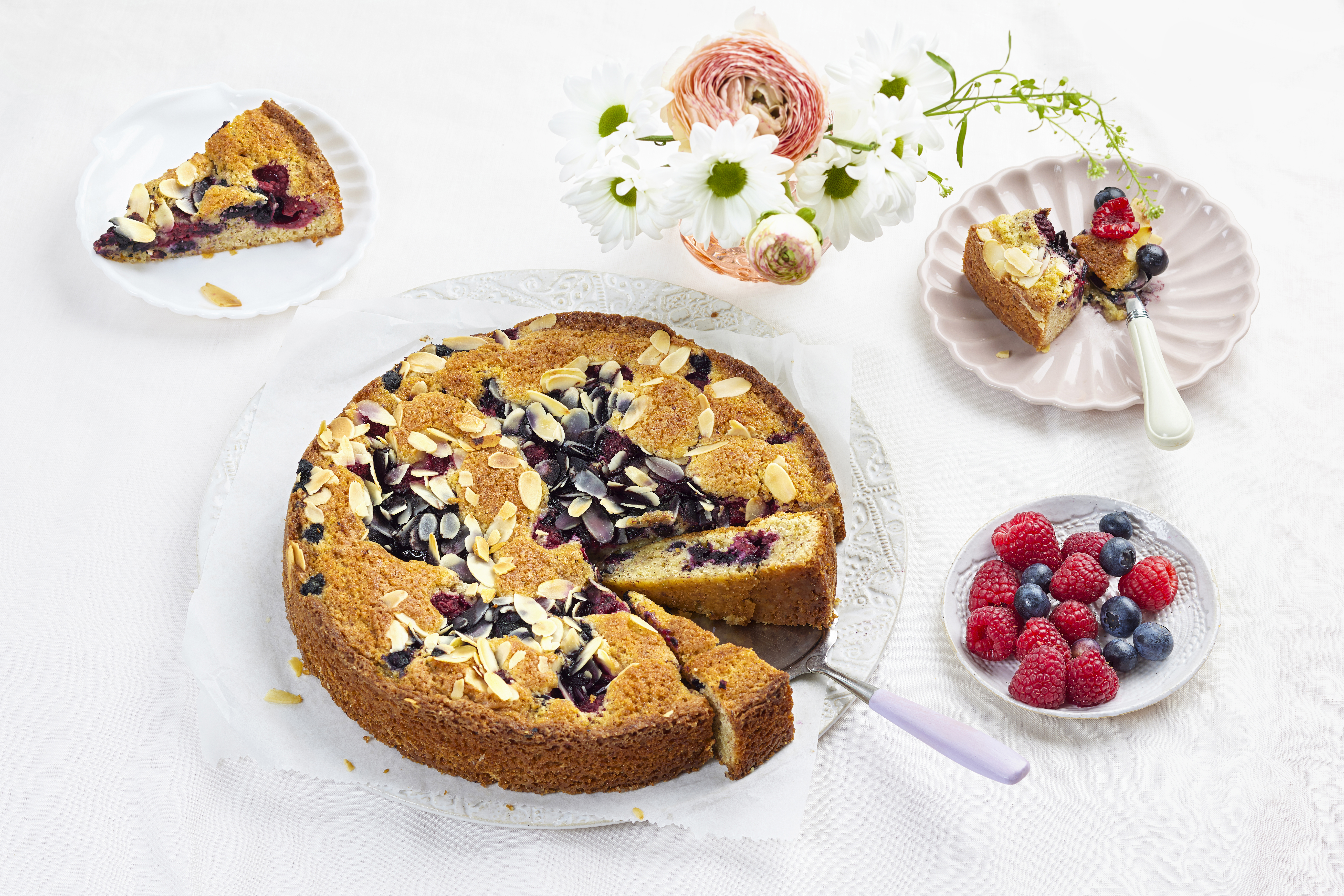 Manteli-kuningatarkakku