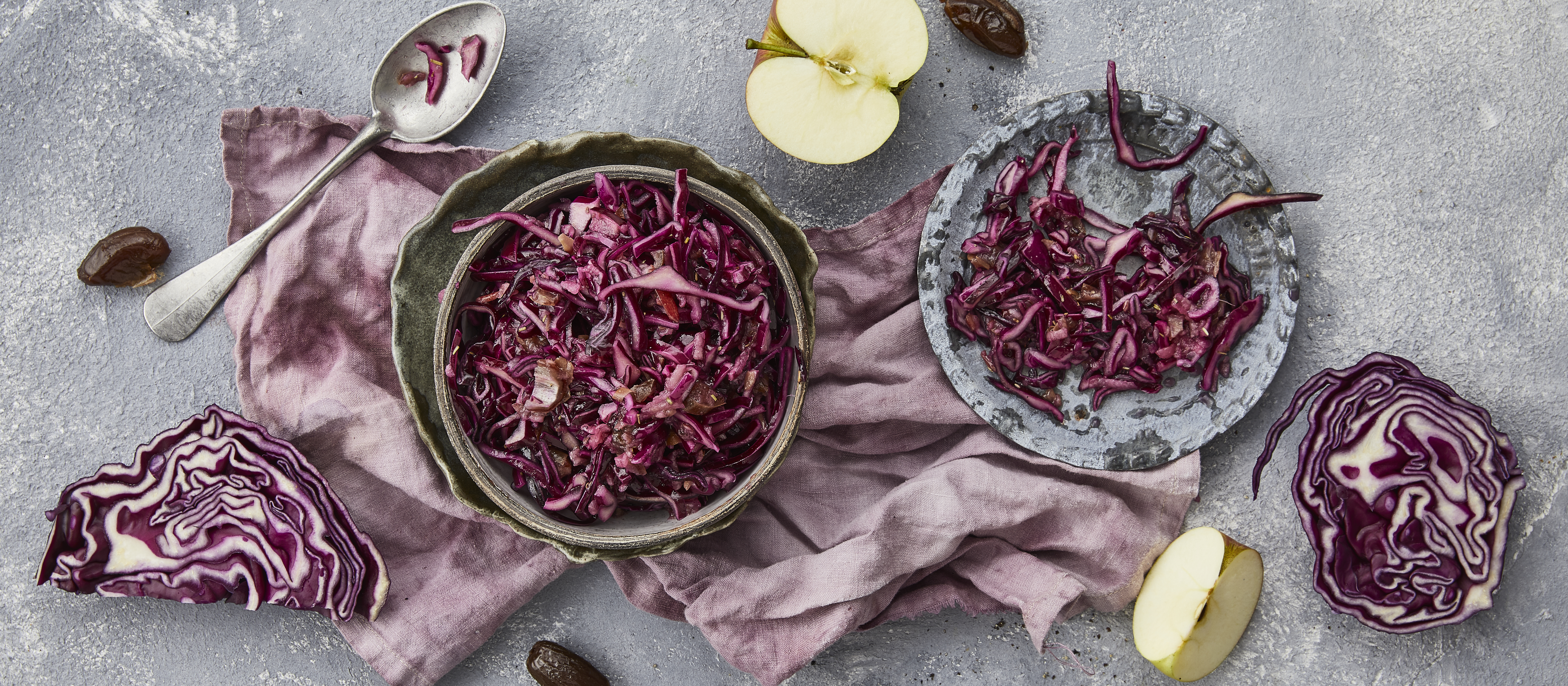 Mehevä punakaalisalaatti