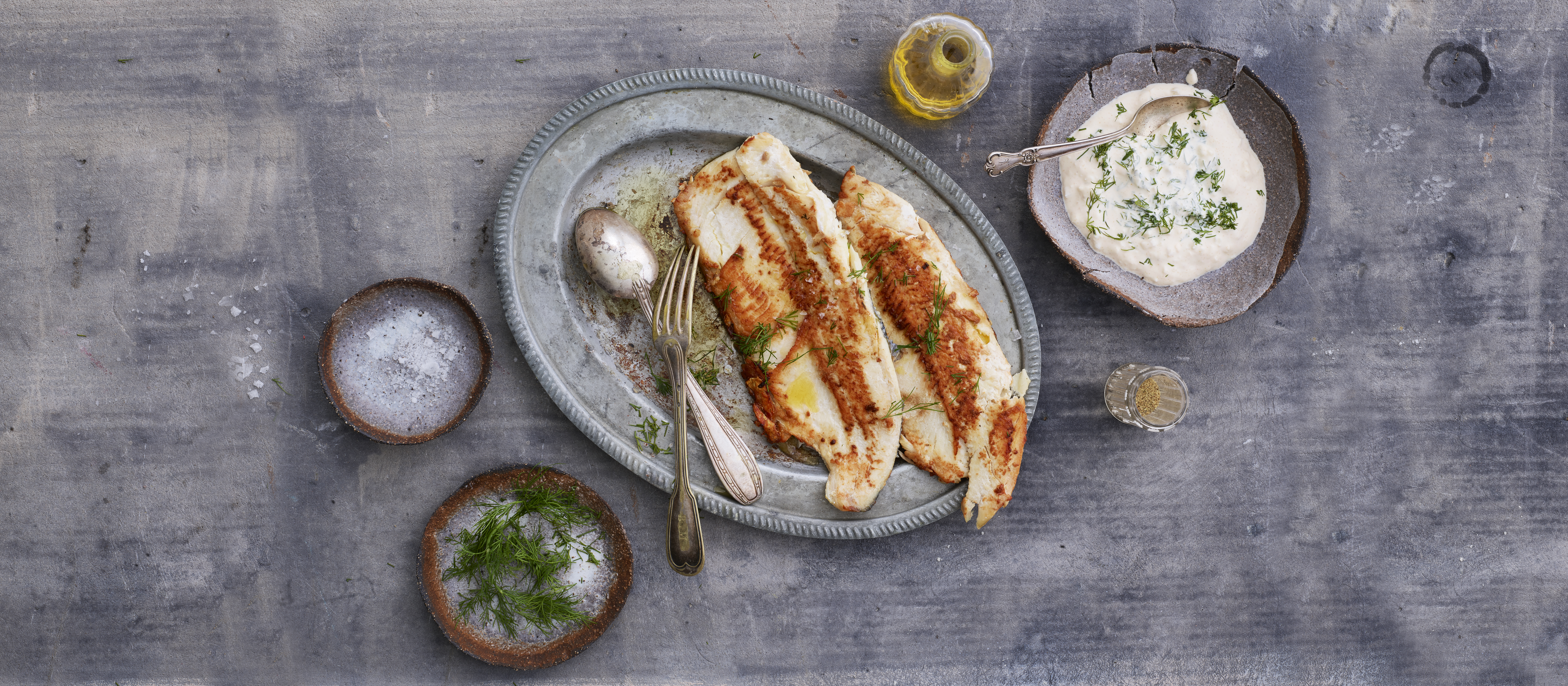 Paistettu siika ja kananmunakastike