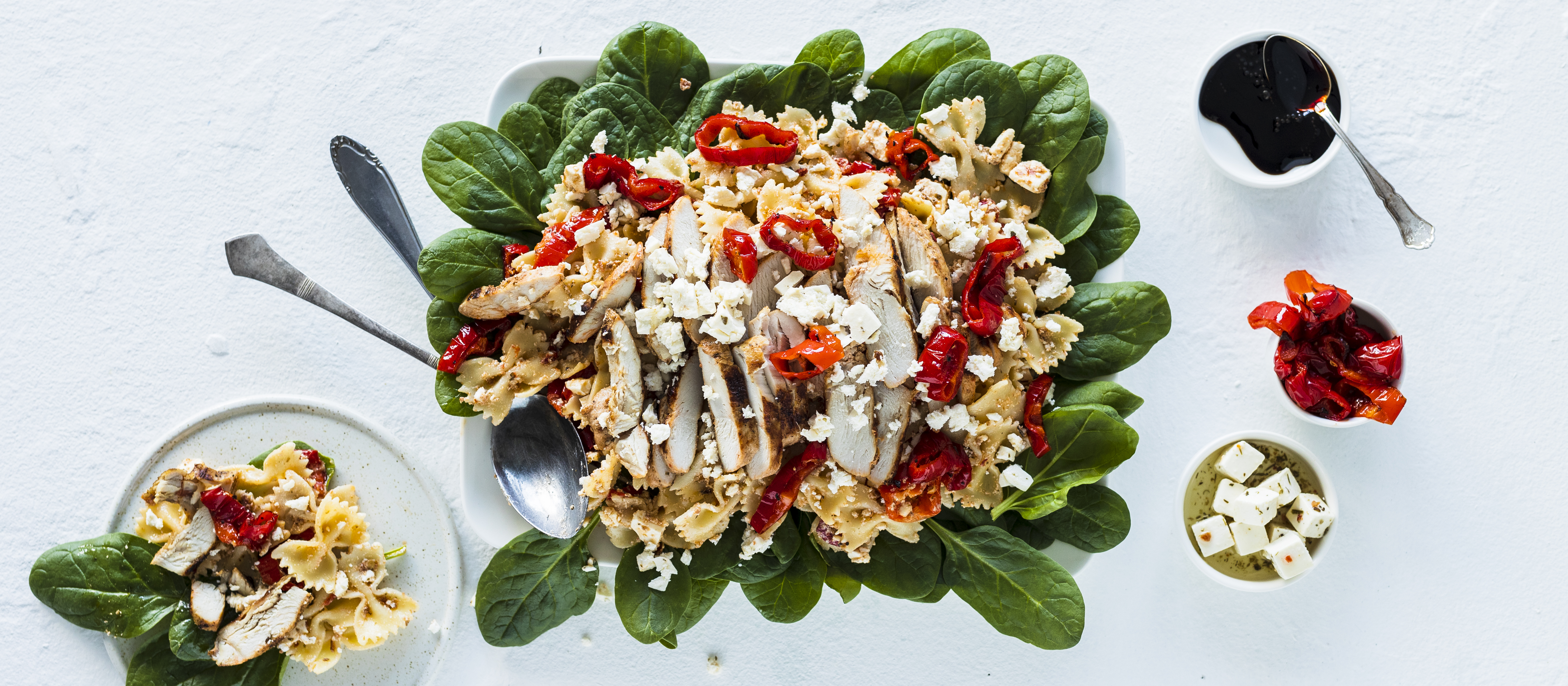 Paprika-kanasalaatti