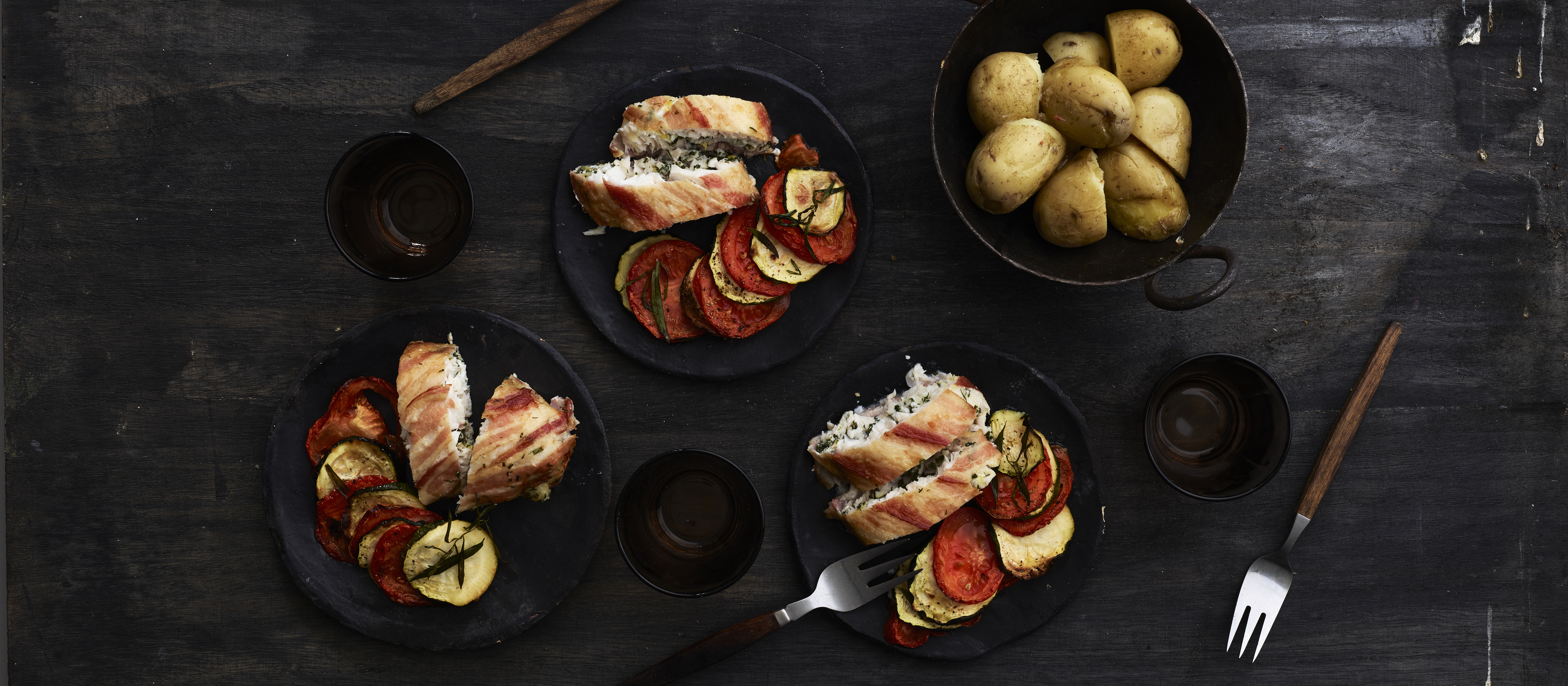 Pekonikuhaa ja rosmariinikasviksia