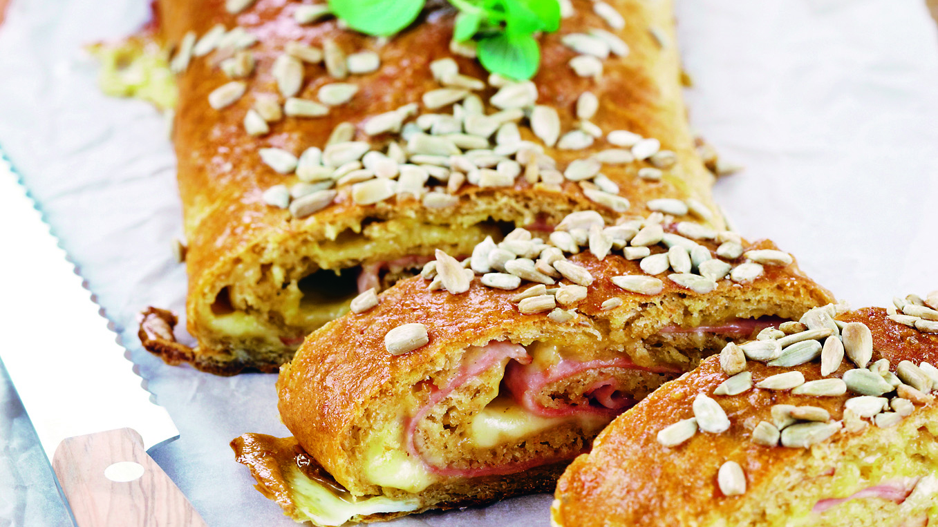 Täytetyt leipäkääröt