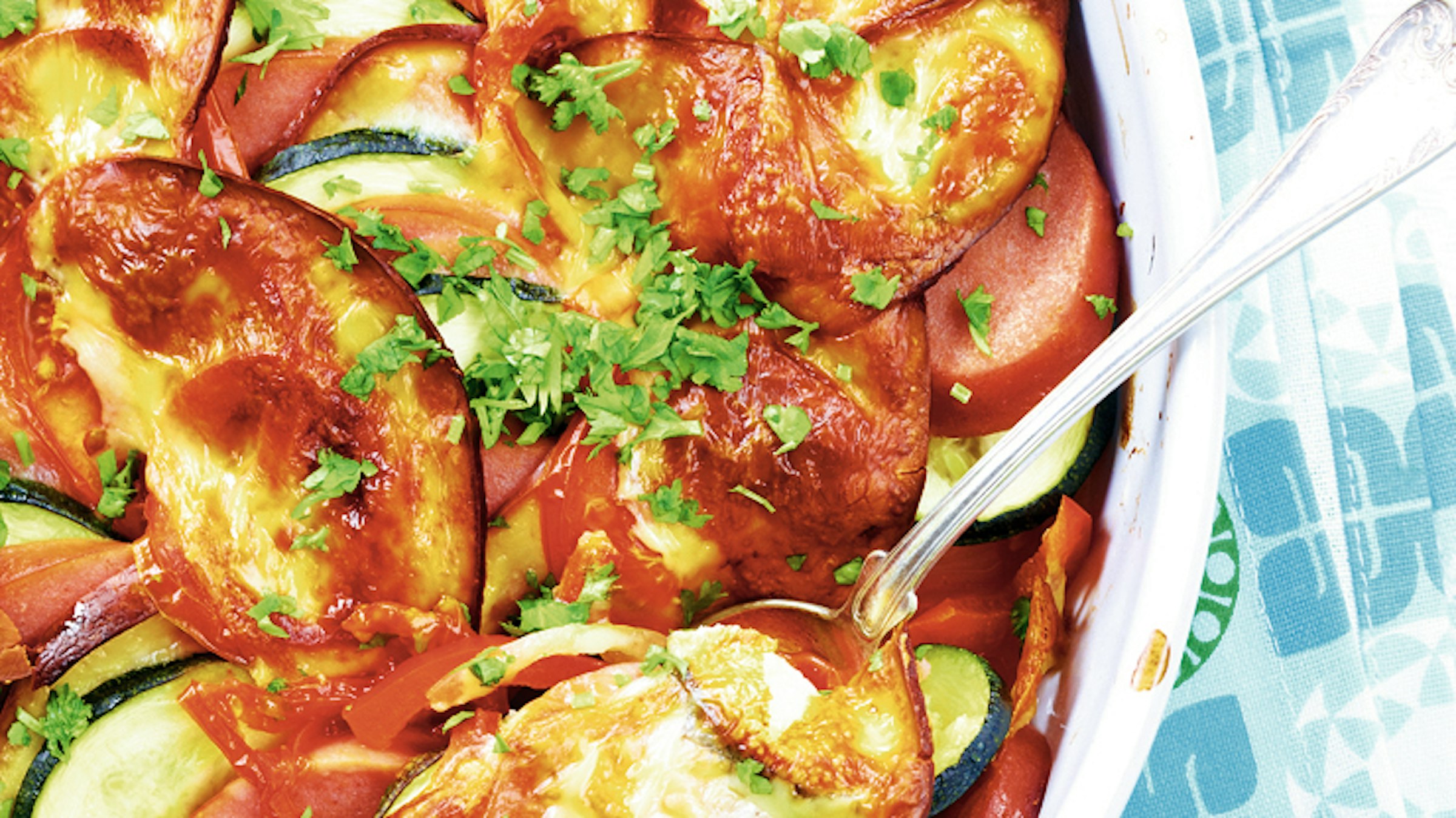 Kasvis Uunimakkaravuoka Paaruoat Reseptit K Ruoka