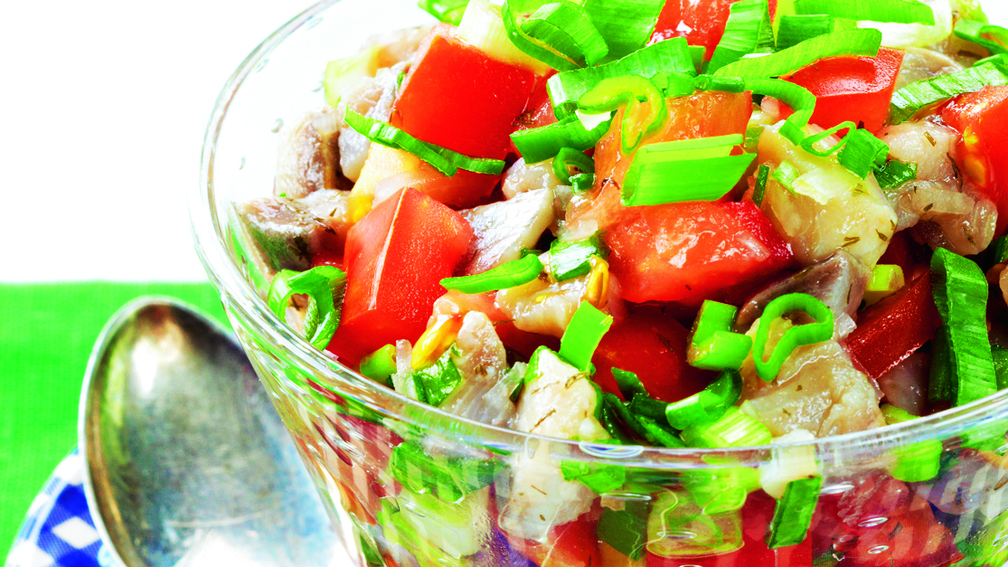 Raikas tomaatti-sitruunasilli