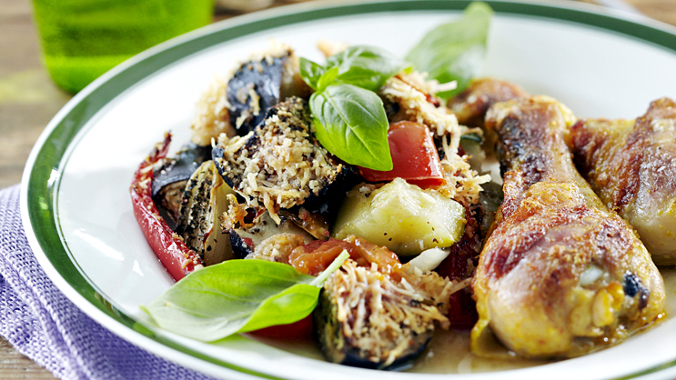 Ratatouillegratiini ja broilerinuijat