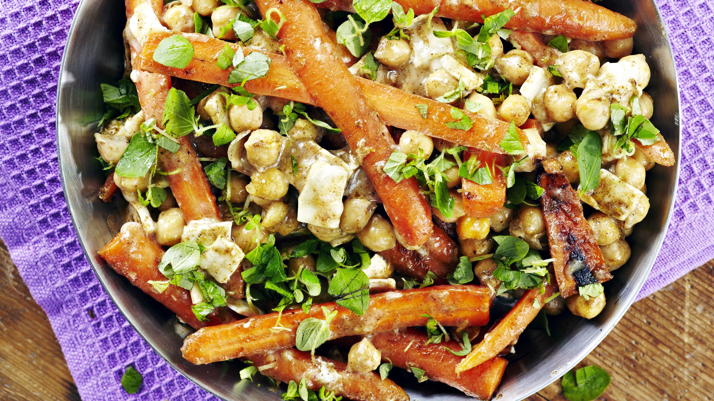 Vuohenjuustoiset porkkanat