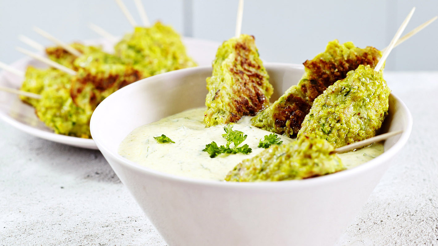 Pienet broilerikebakot ja currykastike