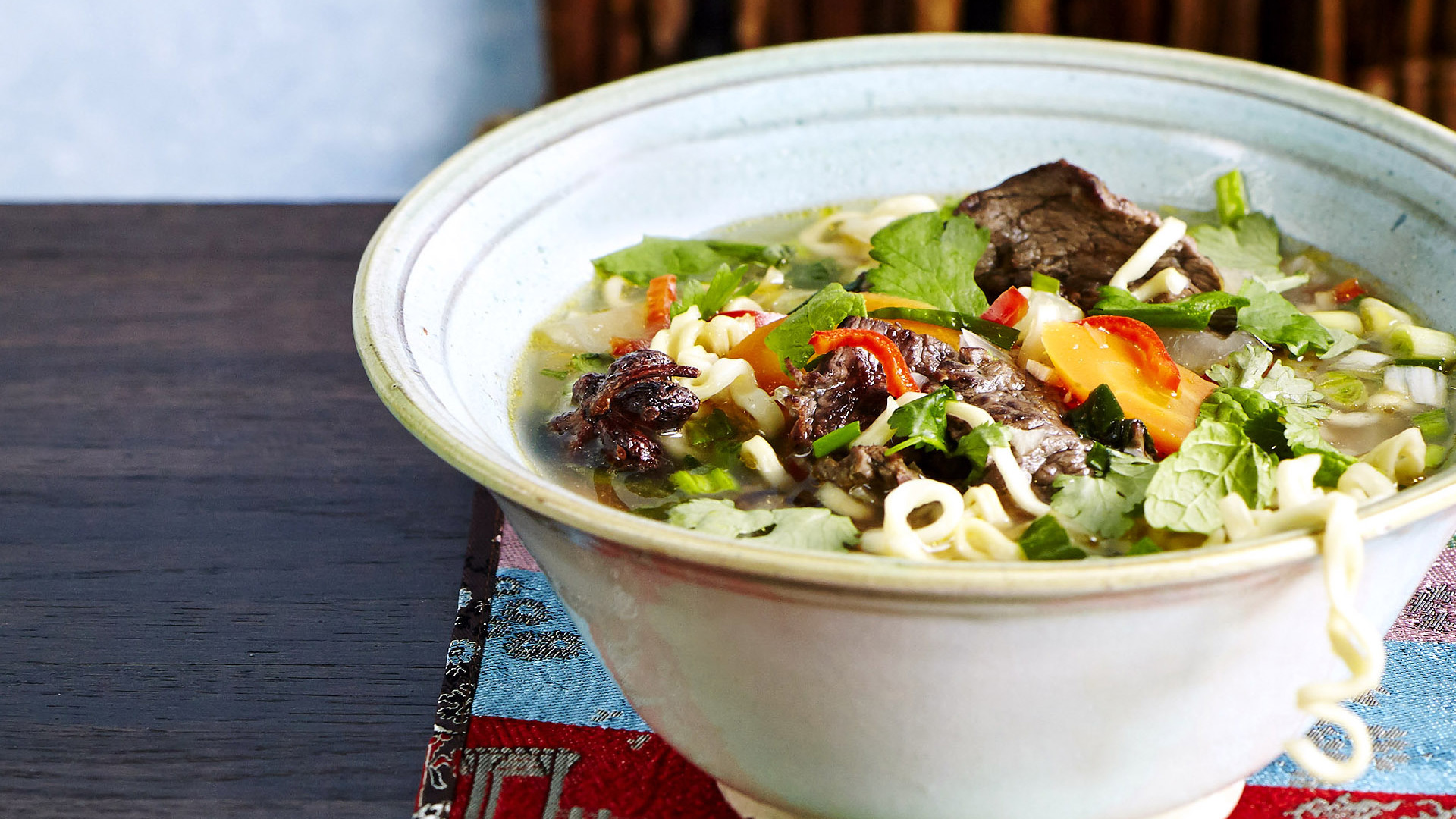 Vietnamilainen pho-keitto