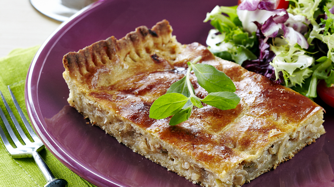 Mummin hapankaalipiirakka