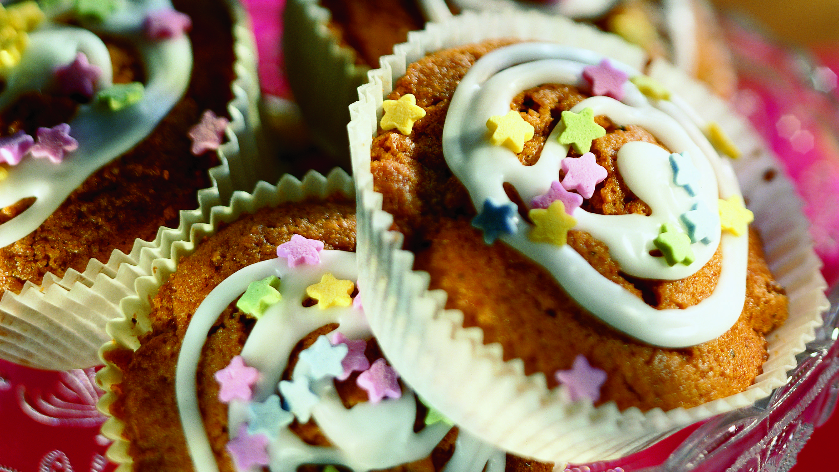 Hedelmäiset piparimuffinit