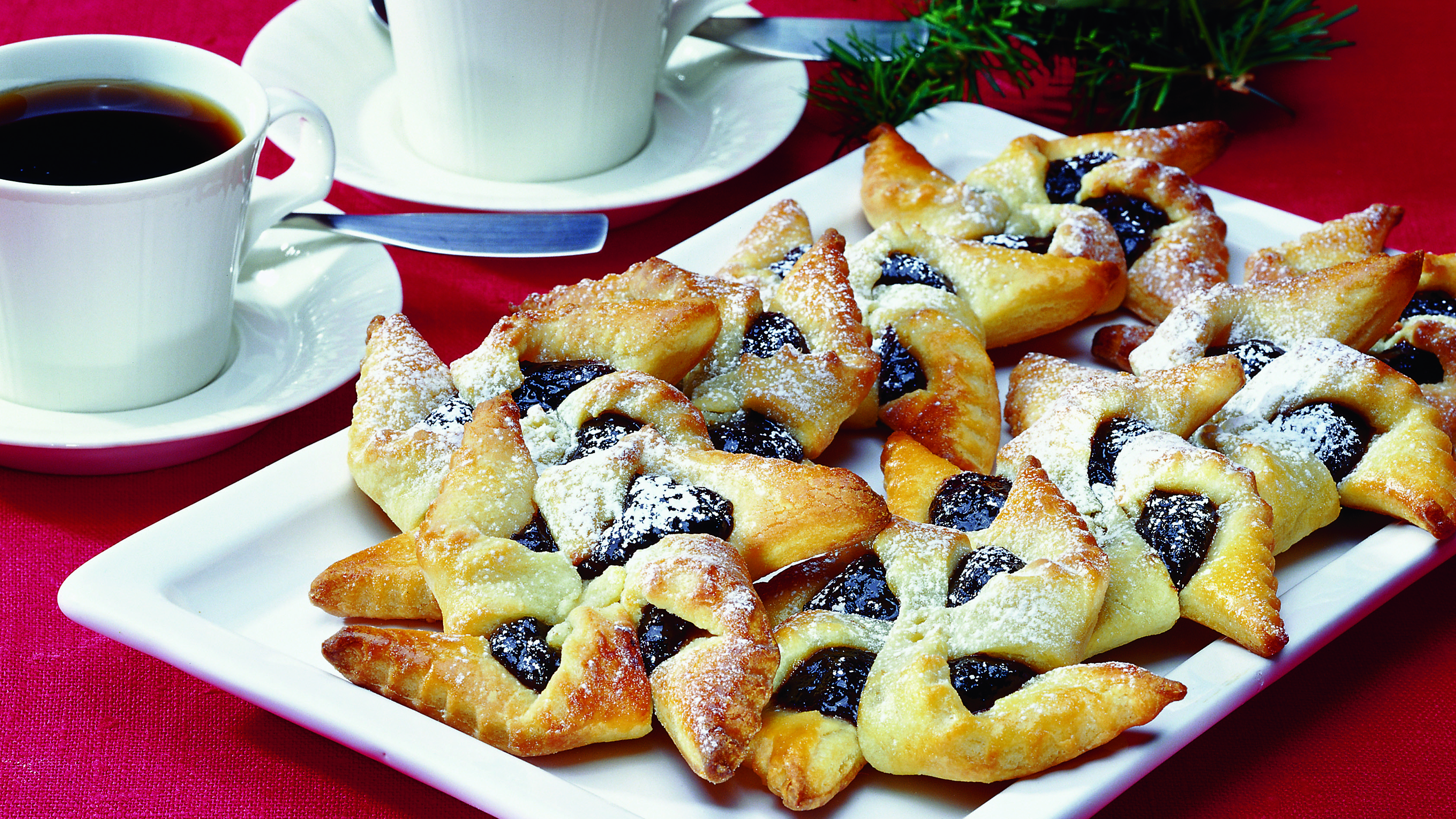 Joulutorttu rahkavoitaikinasta