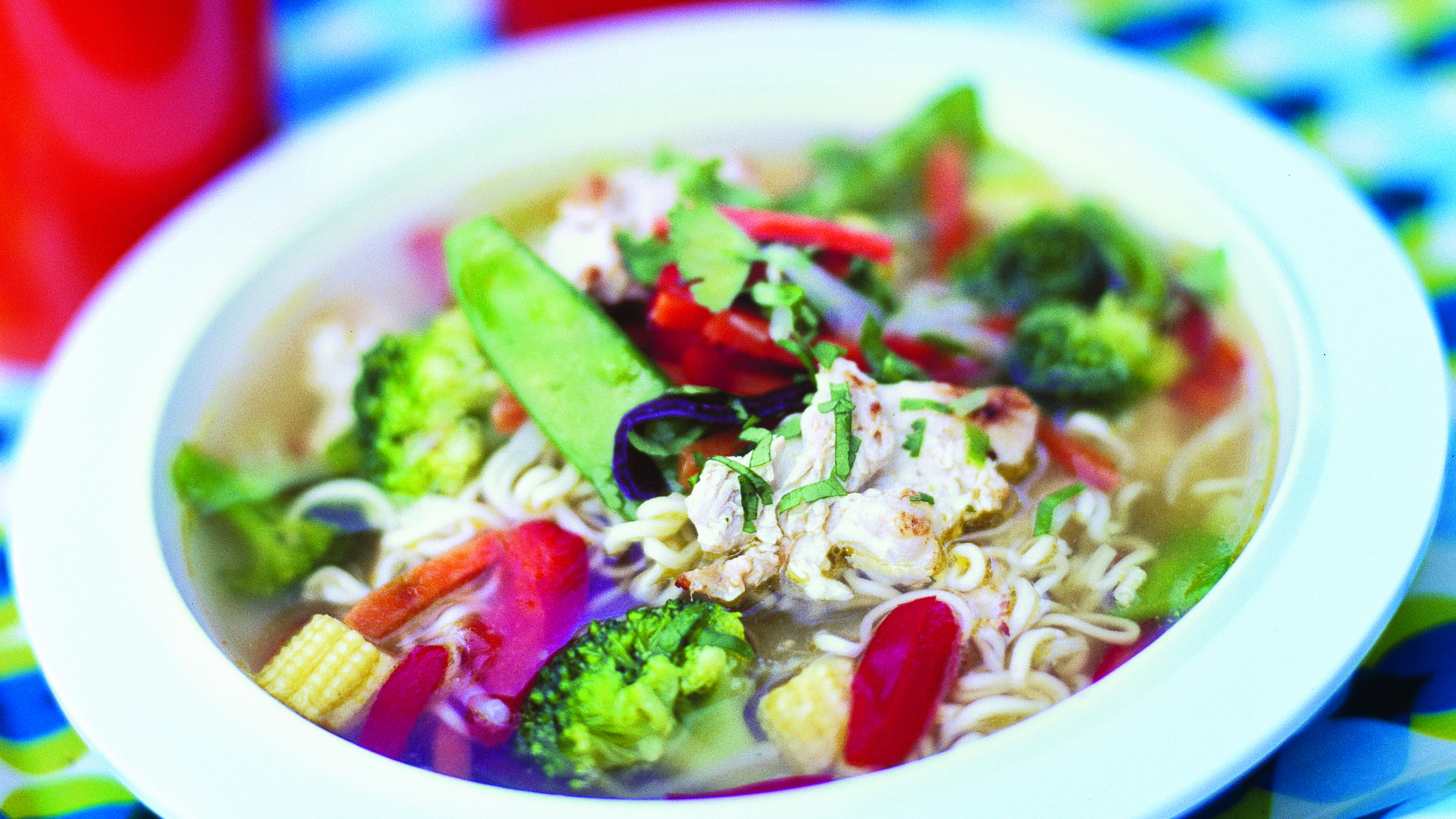 Nuudeli-broilerikeitto