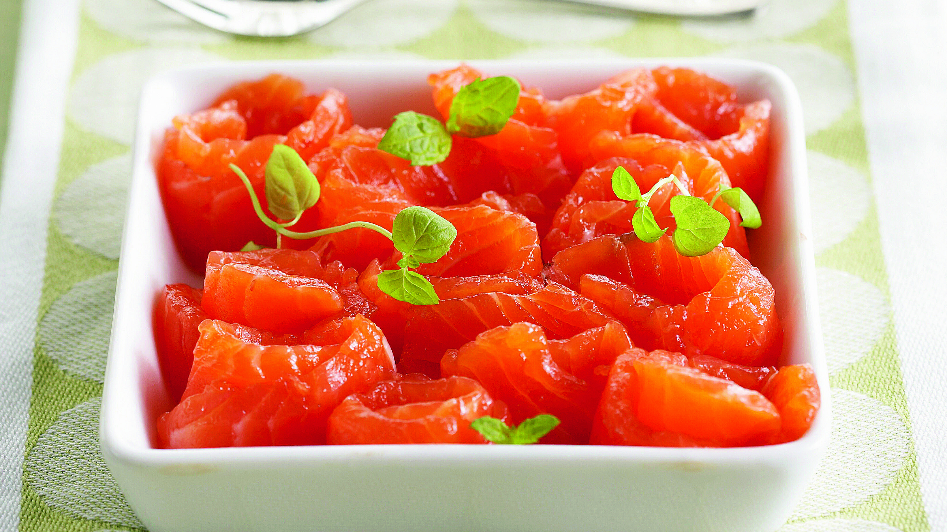 Minttugraavattu lohi