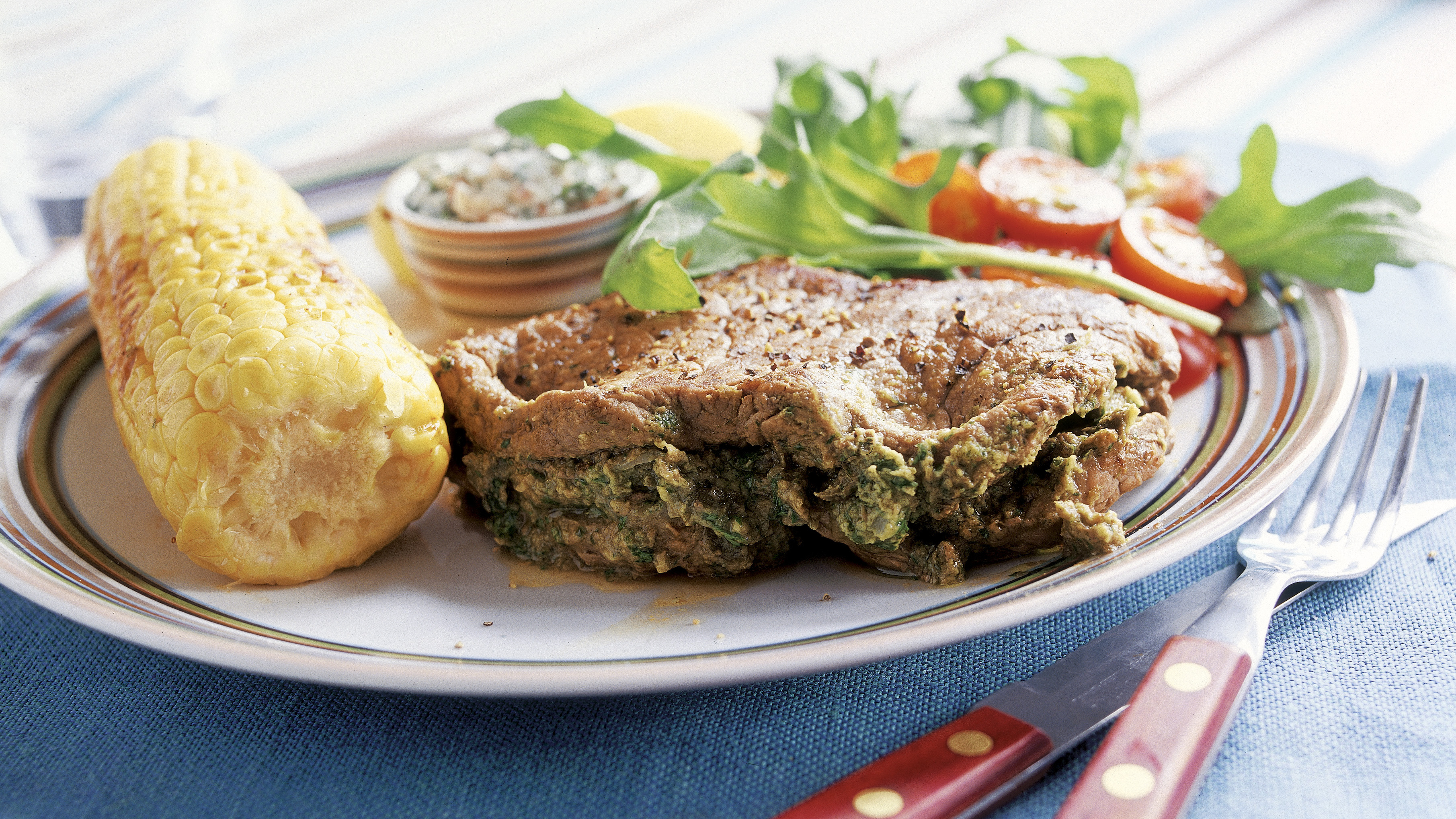 Tapenadetäytteiset fileetaskut