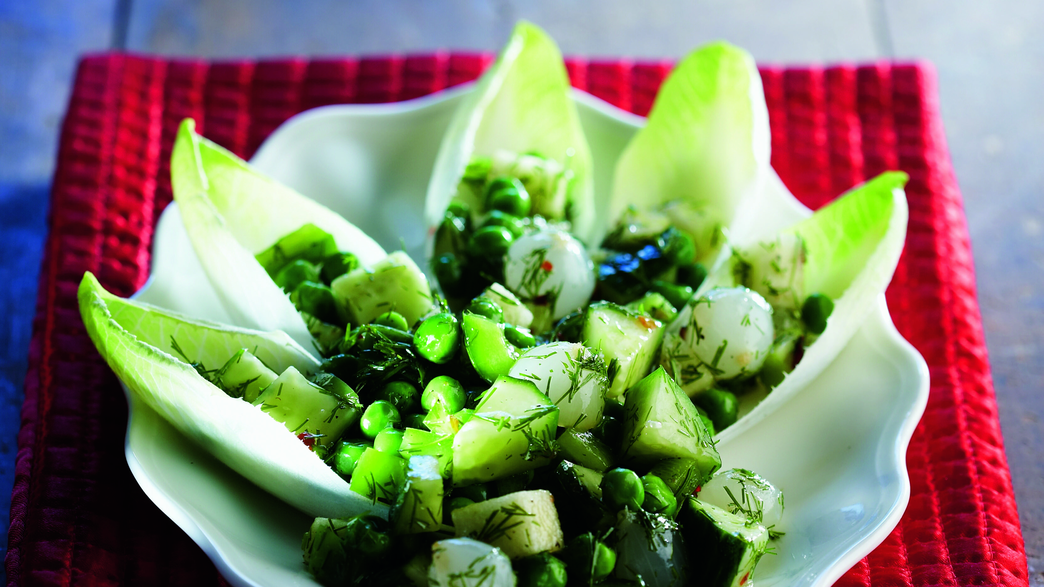 Vihreä salsasalaatti