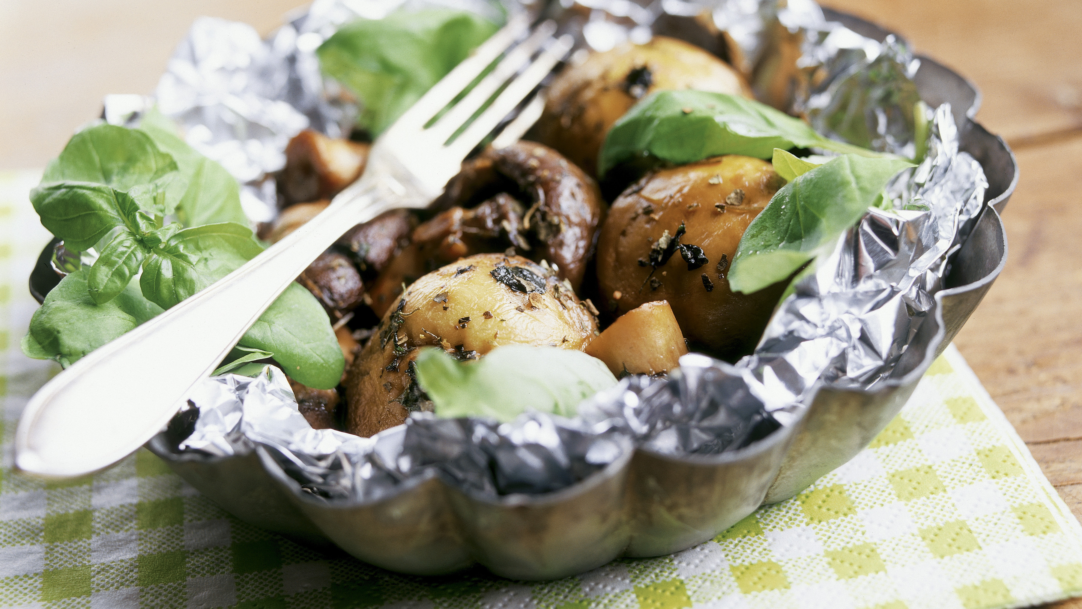 Italialaiset jumbo-herkkusienet