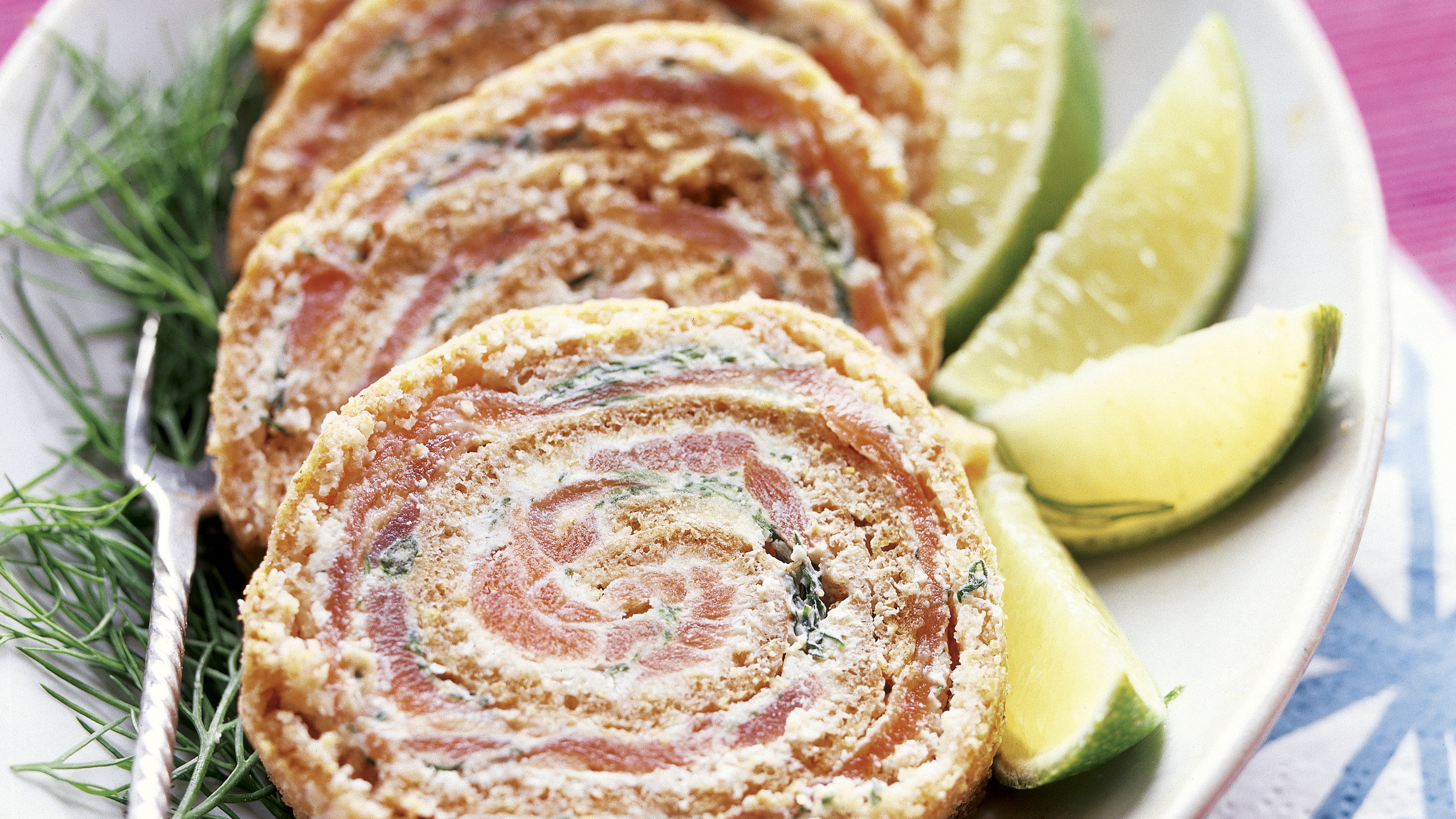 Hapankorppu-lohirullat