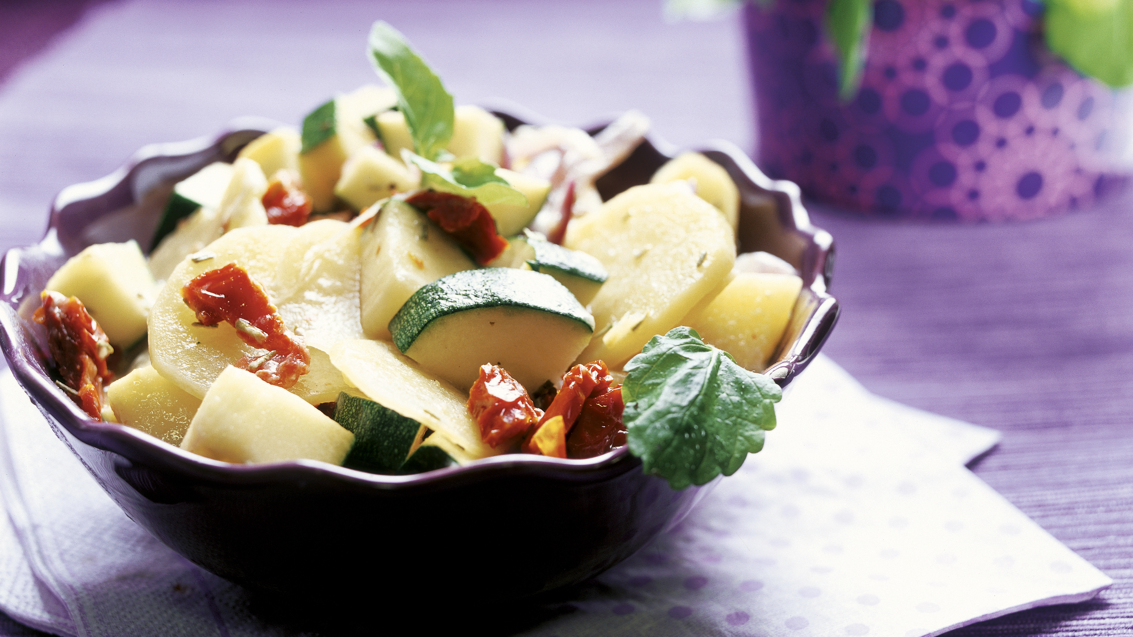 Peruna-kesäkurpitsahöystö