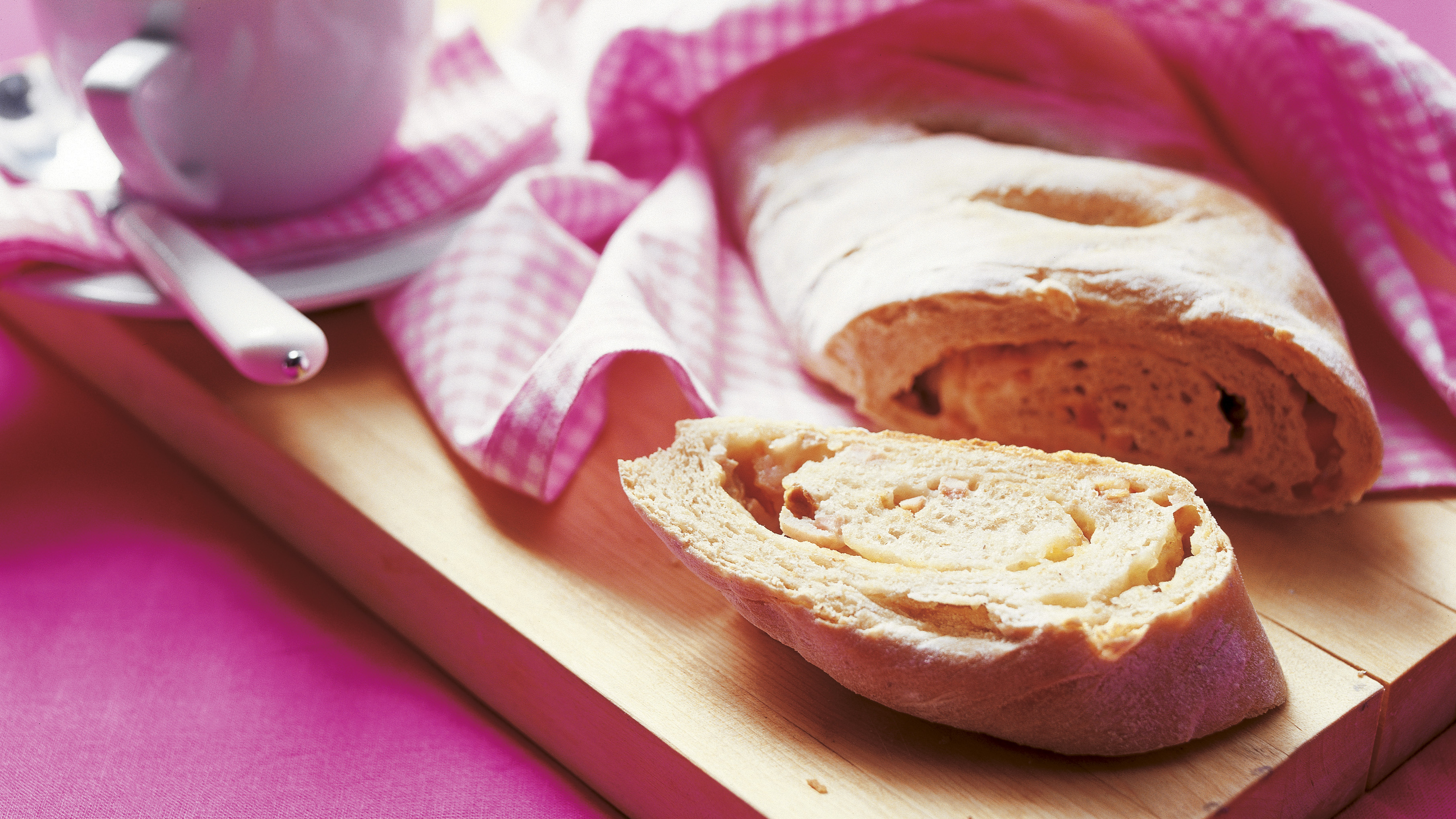 Sinappinen kinkkuleipä