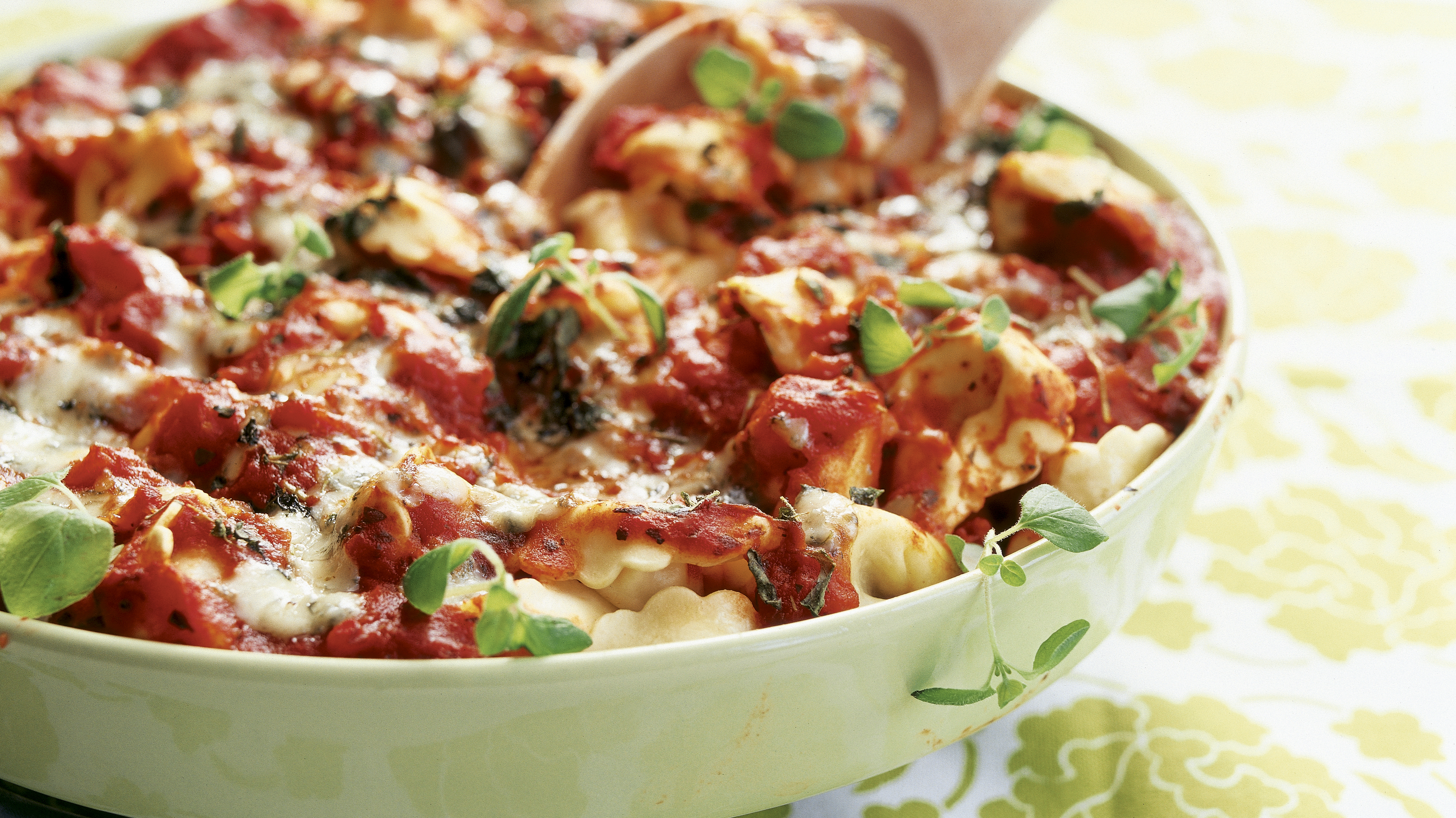 Gratinoitu sinihomejuustopasta