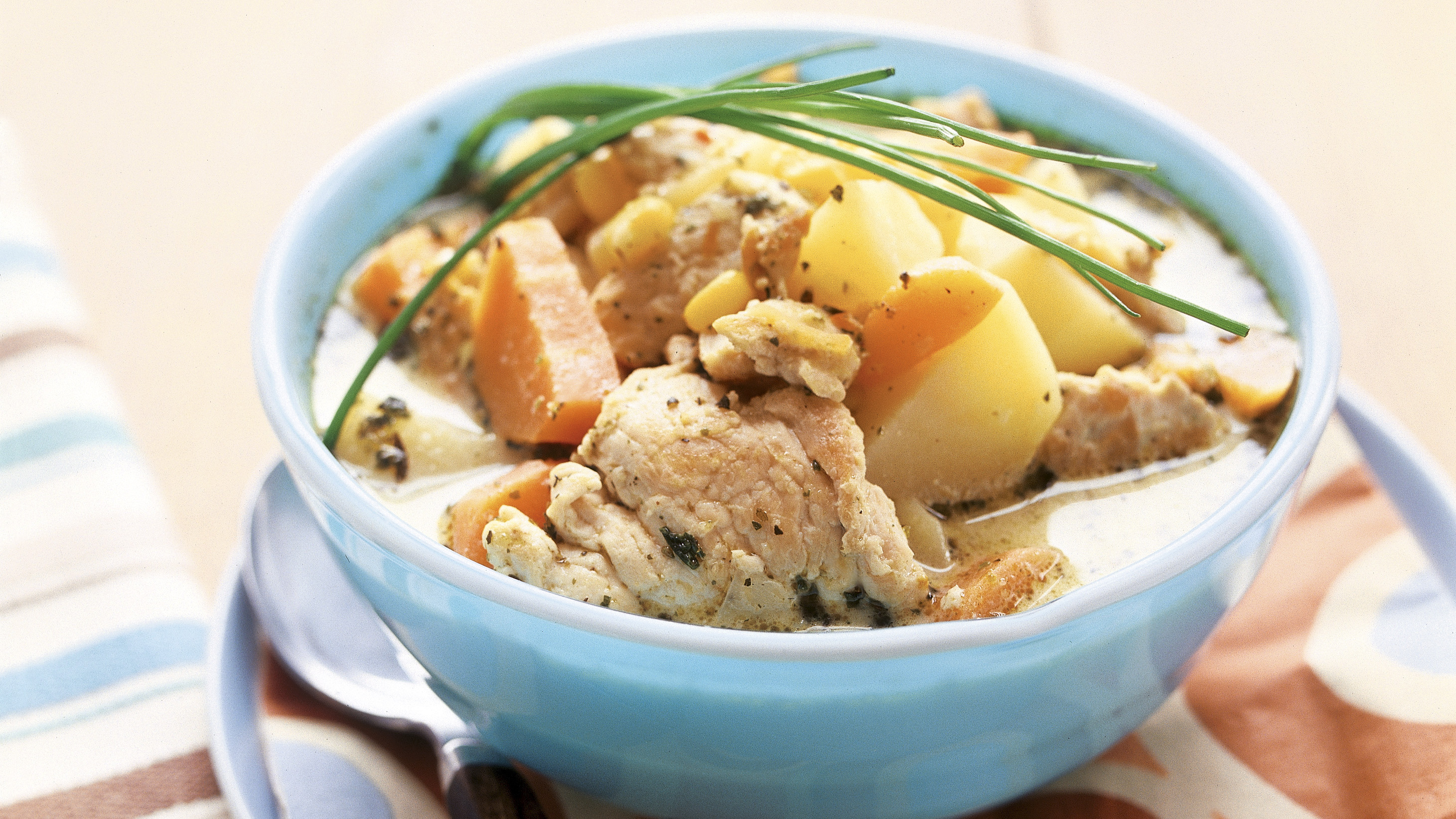 Broileri-rakuunakeitto