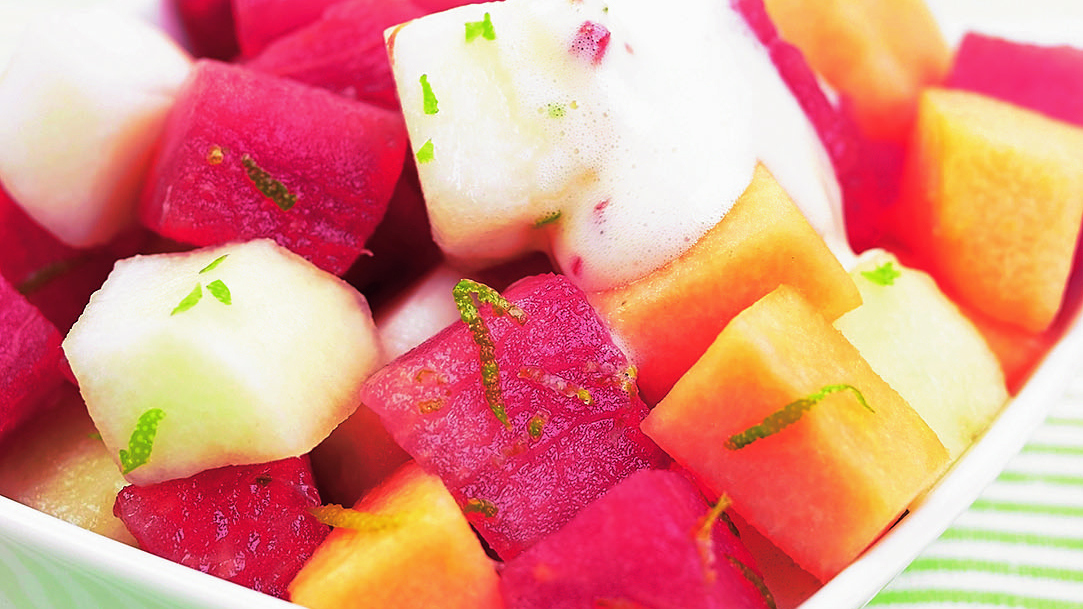 Melonisalaatti ja chilisabayone