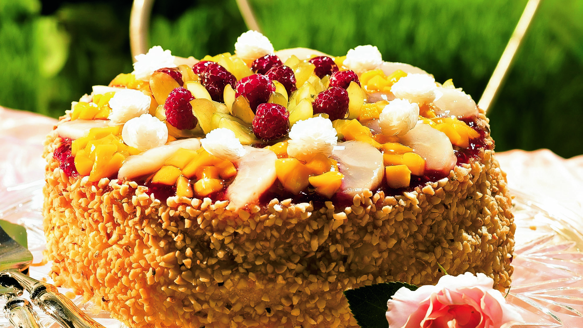 Limetti-hedelmäkakku