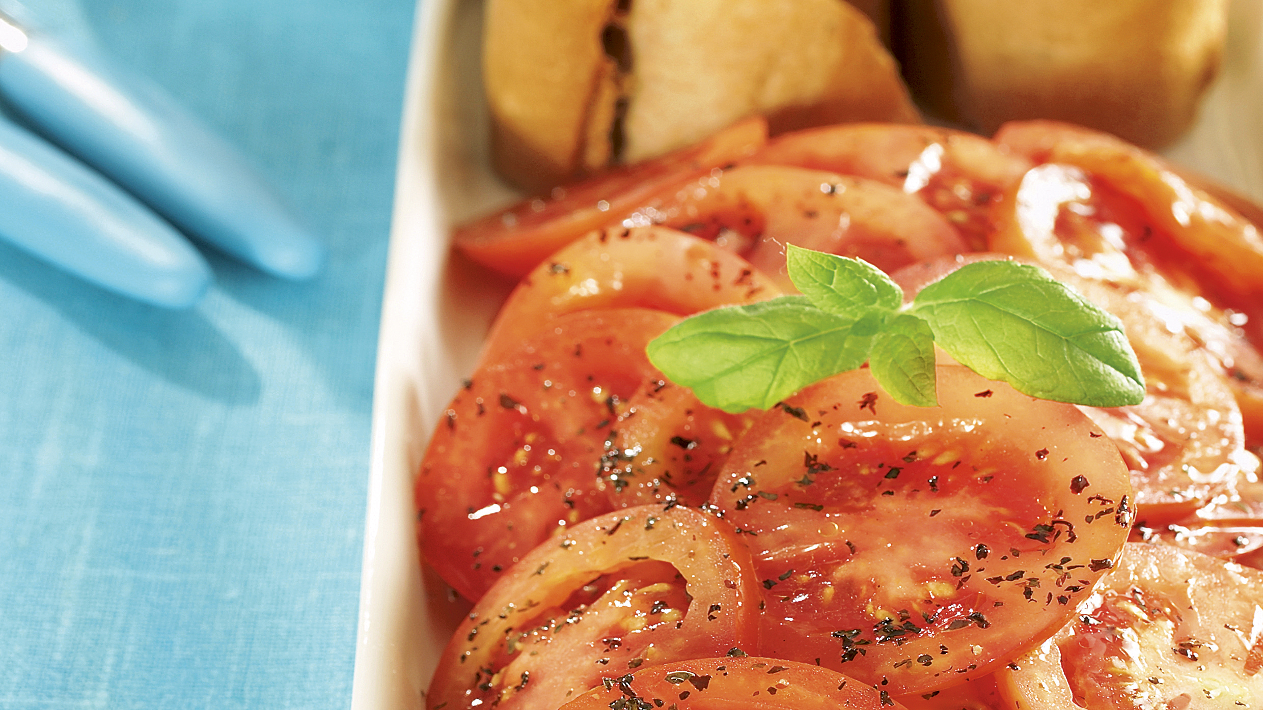 Minttumarinoidut tomaatit