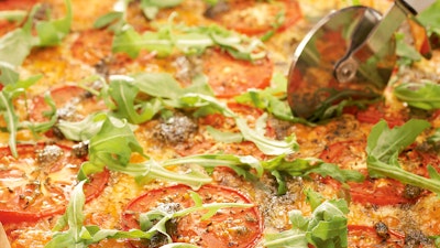 Mozzarella-tomaattipizza