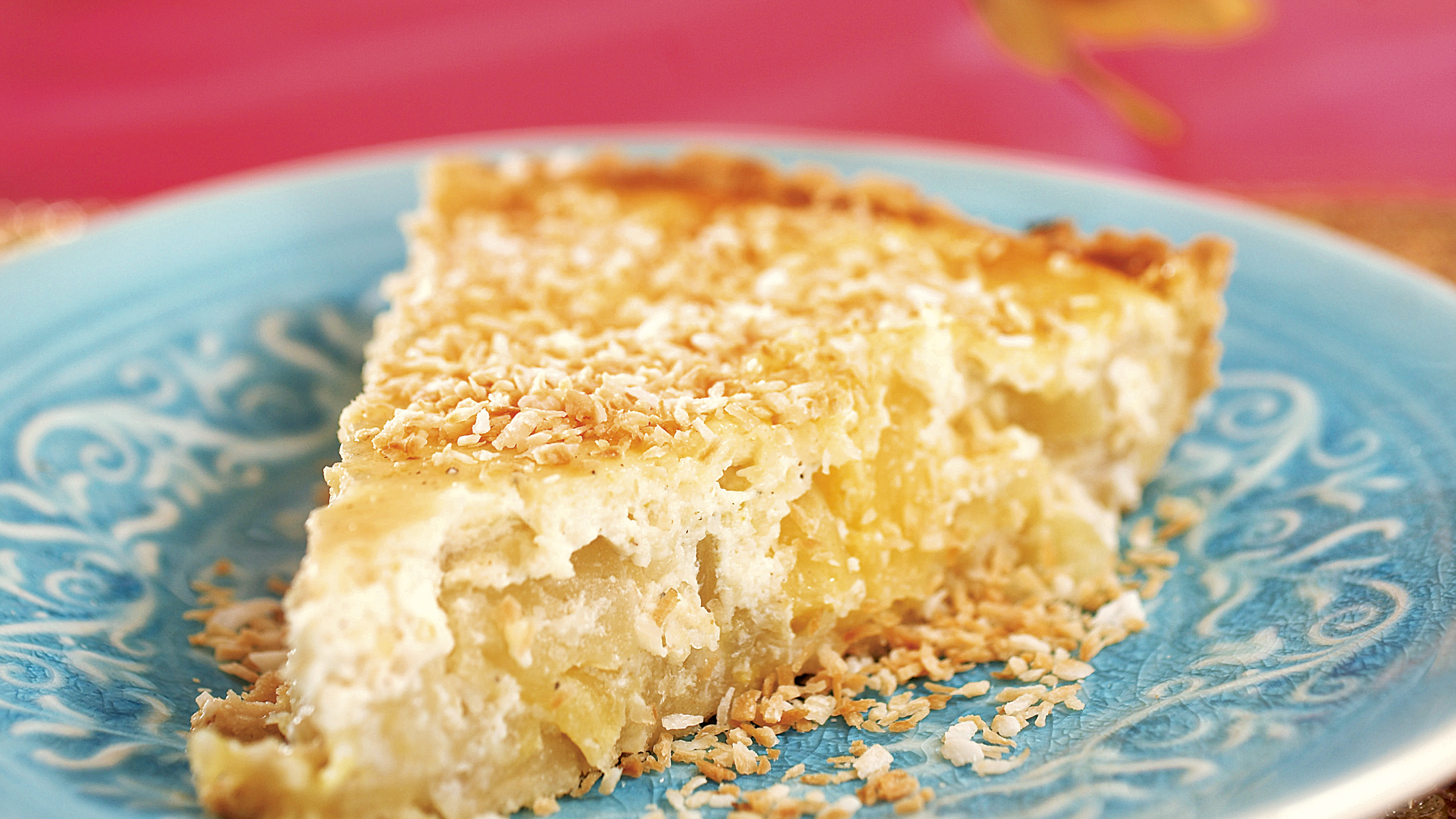 Ananas-banaanipiirakka