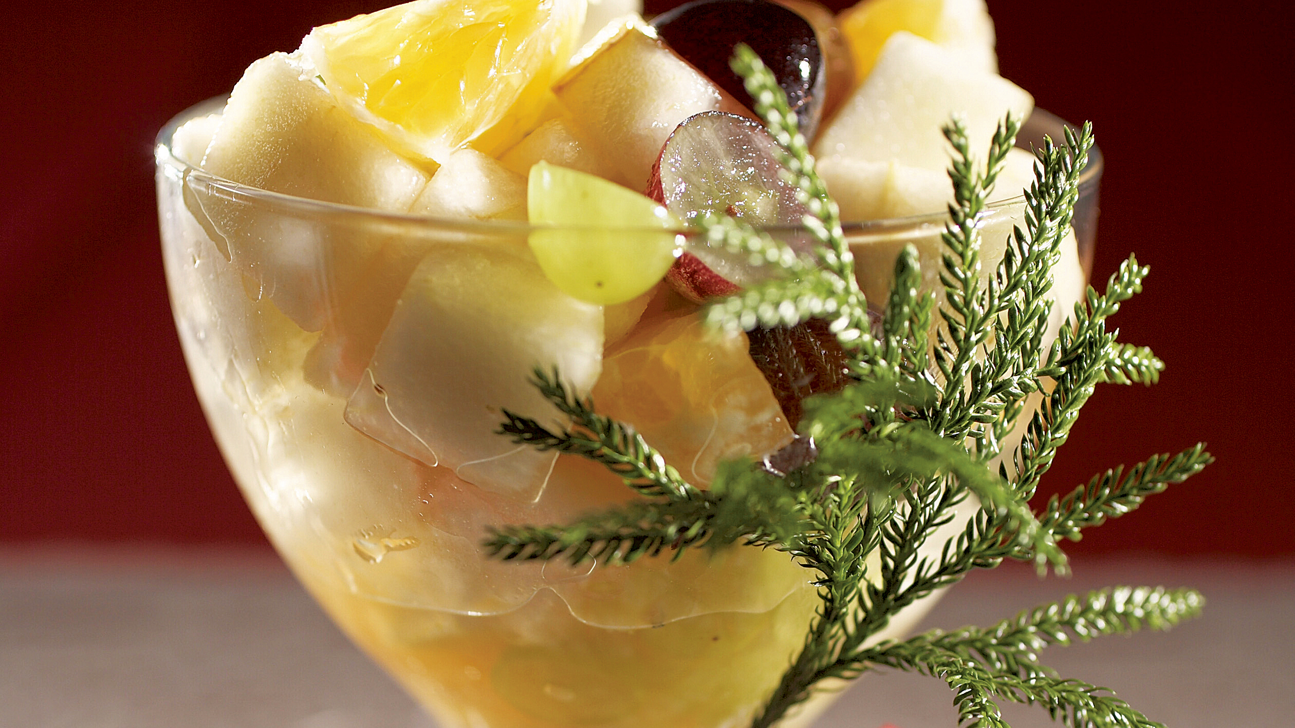 Marinoitu hedelmäsalaatti