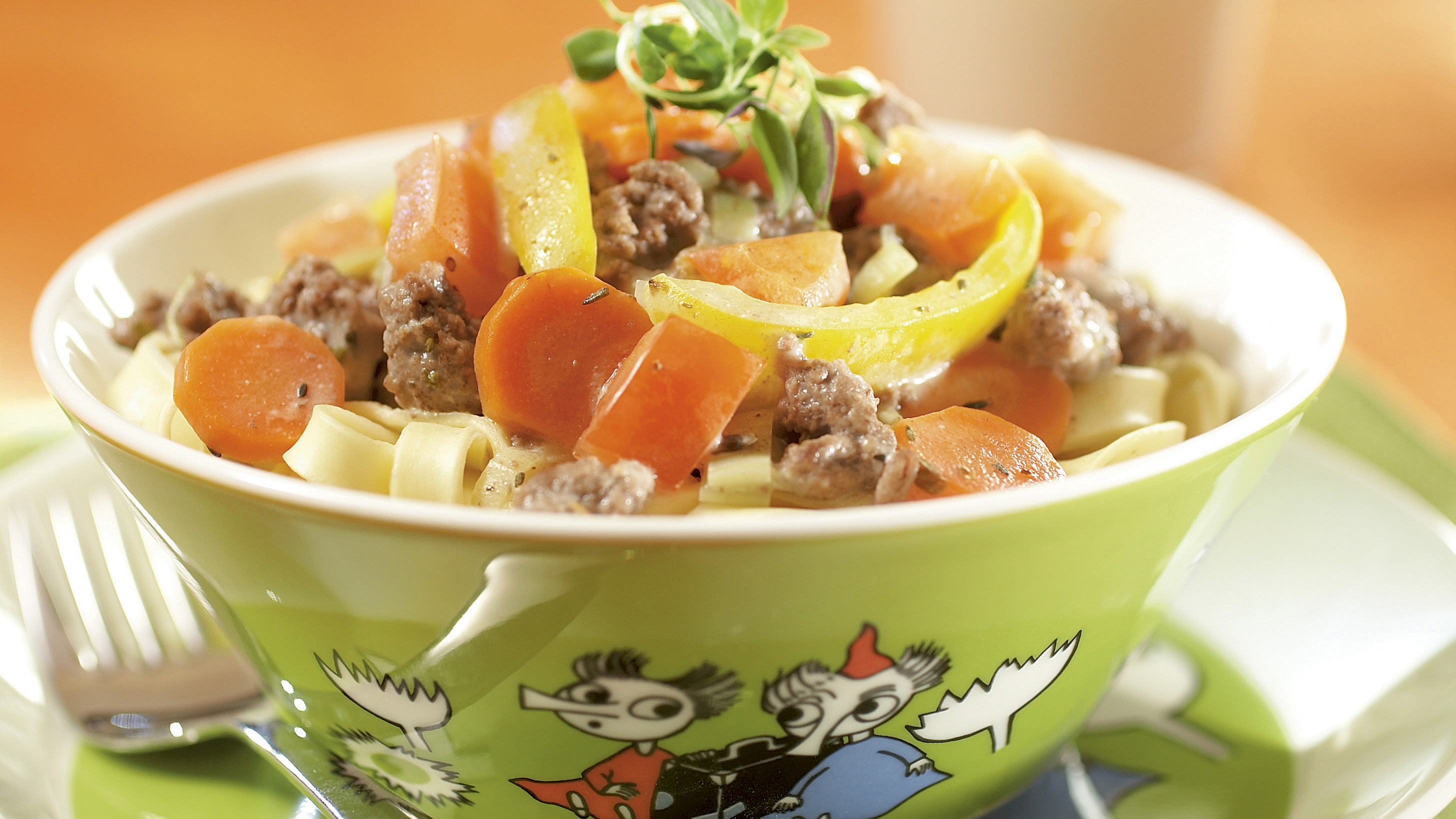 Pikkufarmarin pastakastike