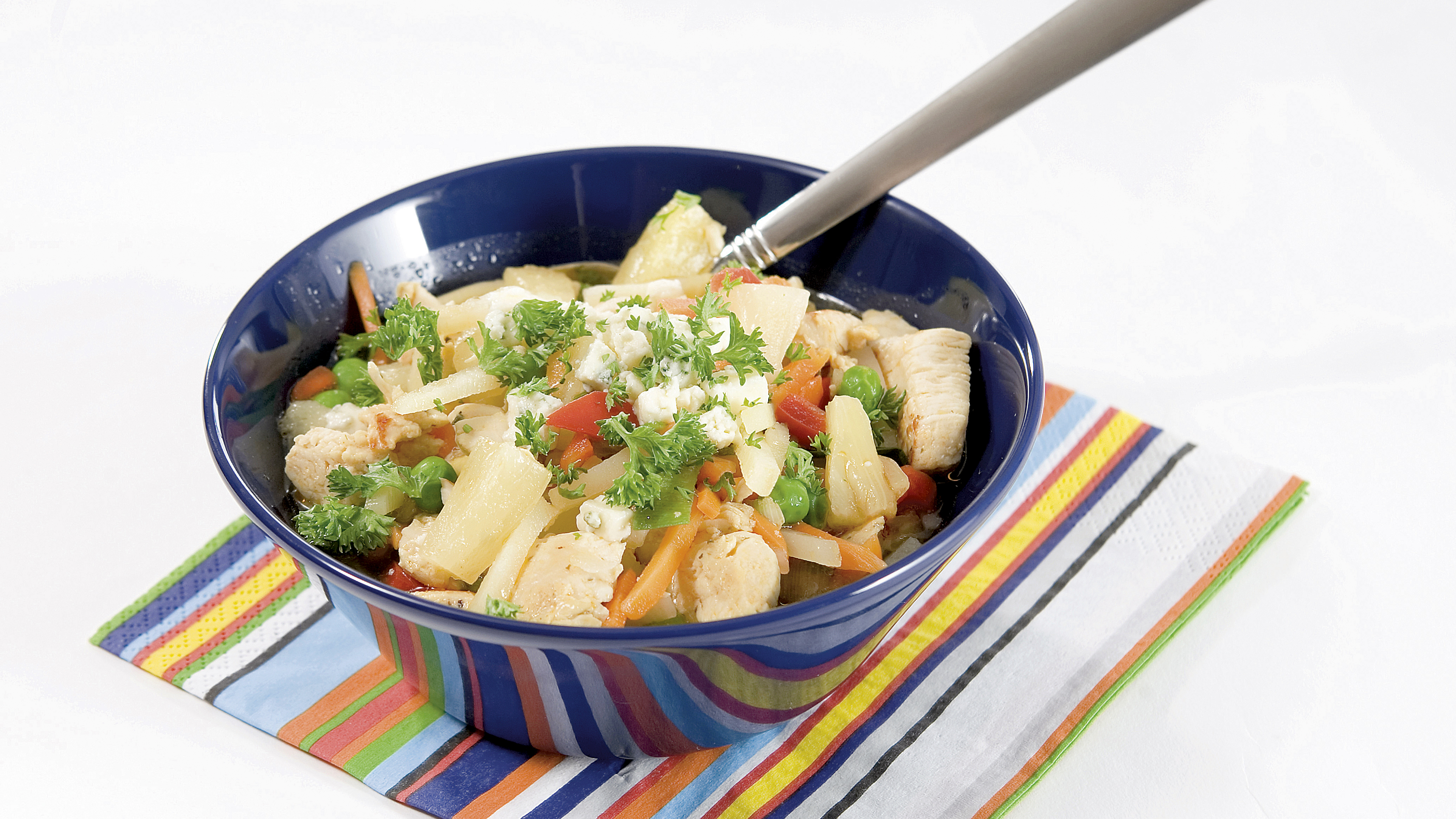 Sinihomejuustoinen broilerikeitto