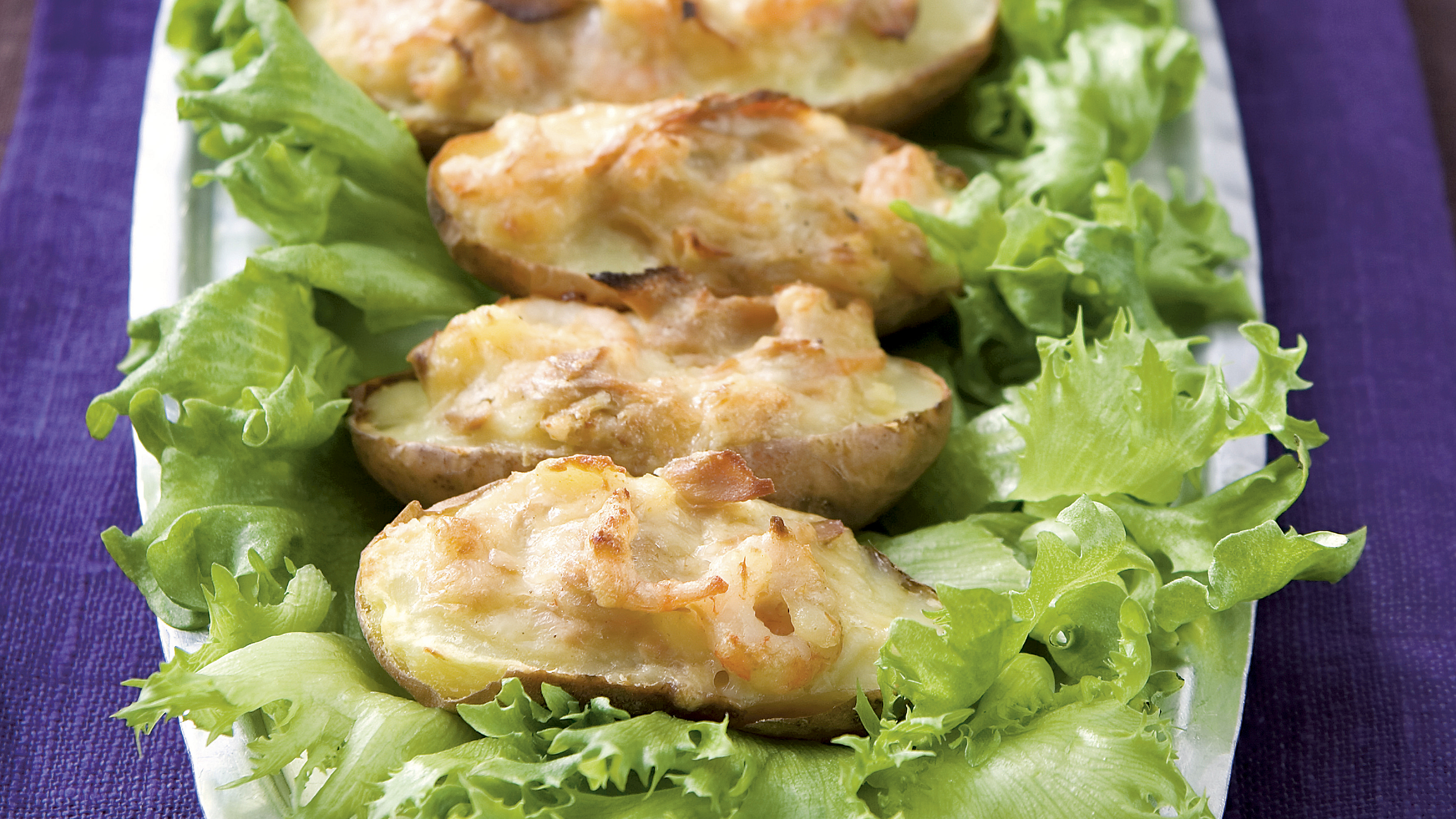 Uuniperunat ja currytonnikalatäytettä