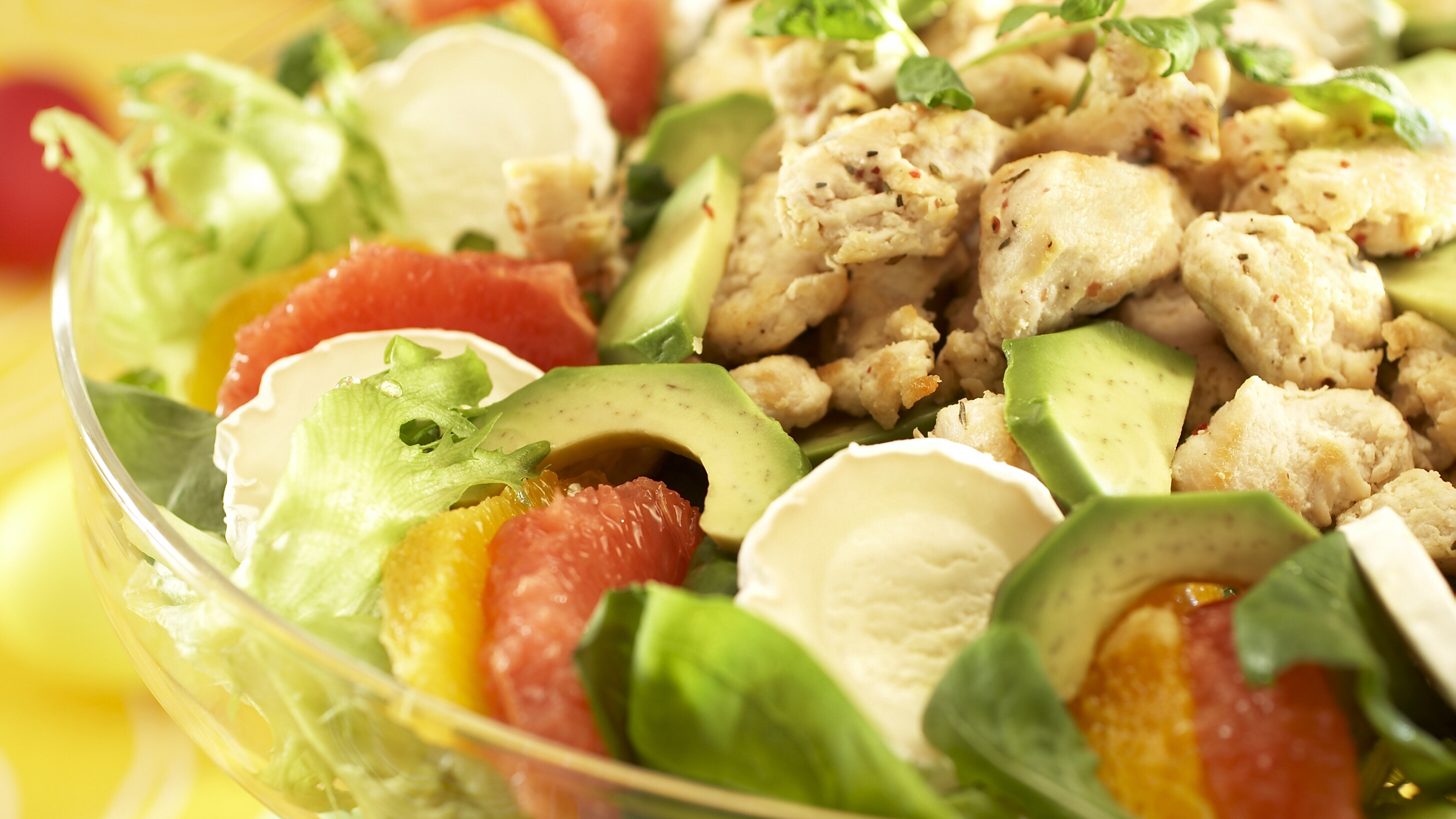 Kirpsakka broilerisalaatti