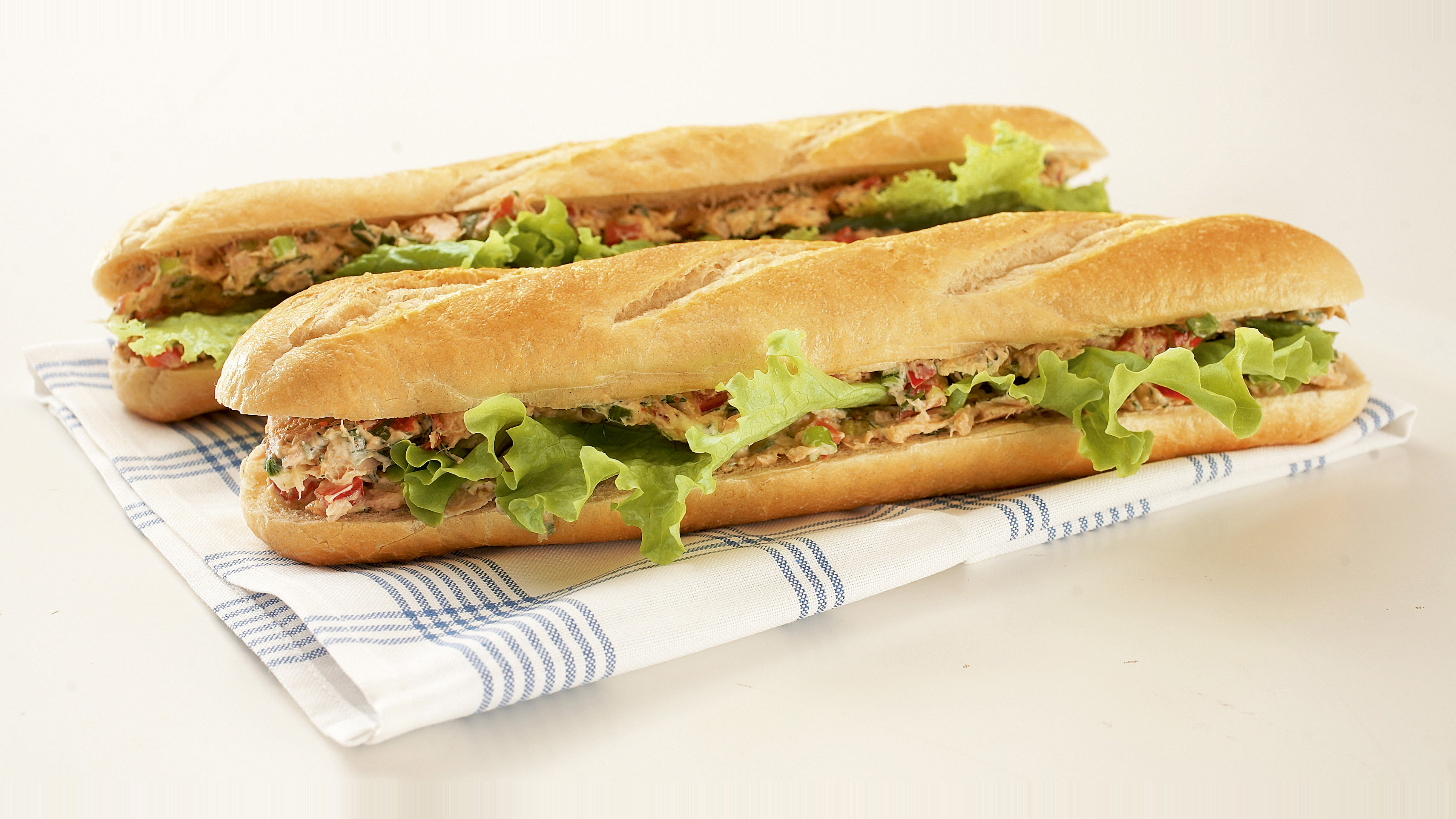 Täytetyt tonnikalapatongit