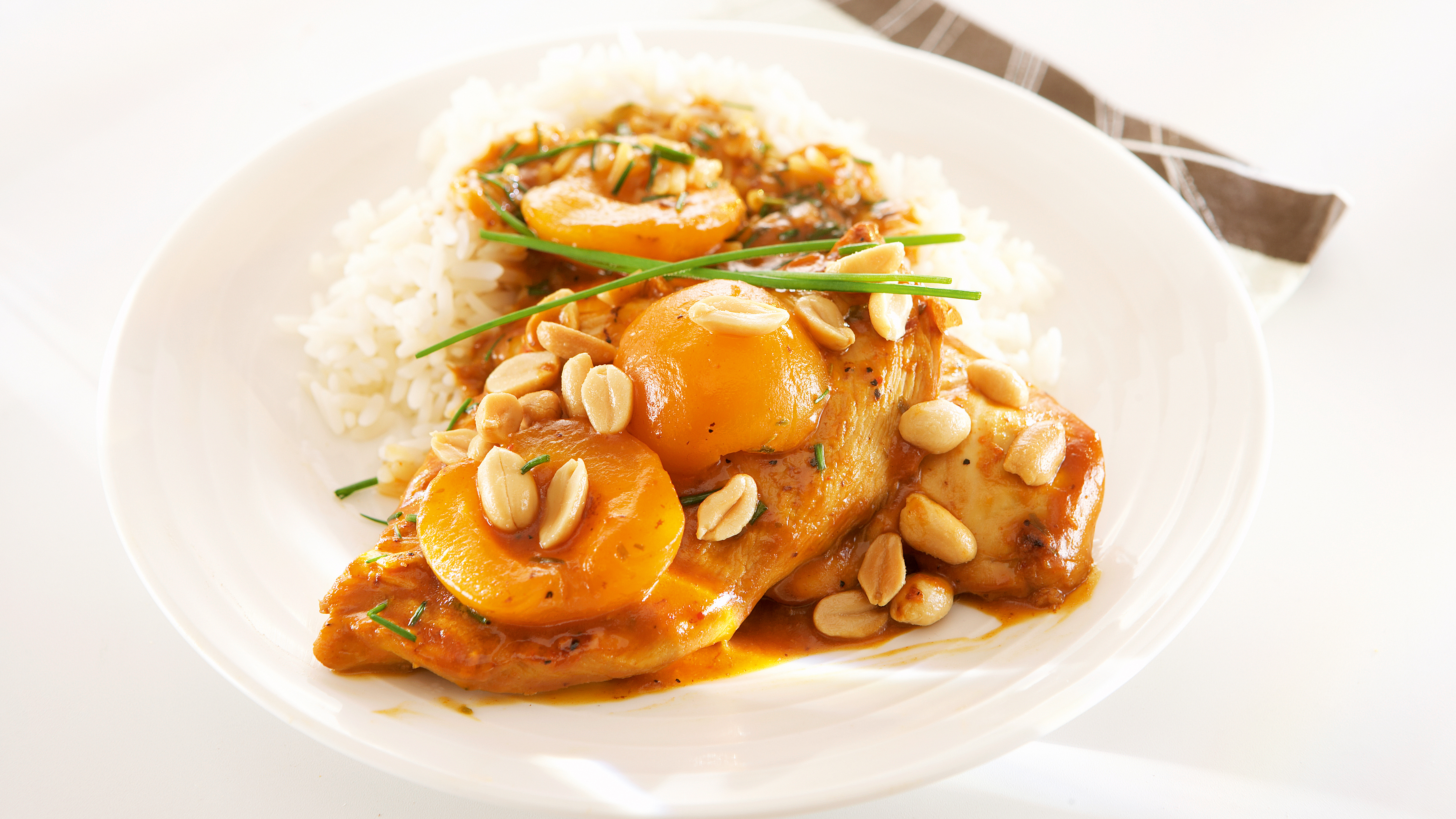 Aprikoosi-broileripihvit