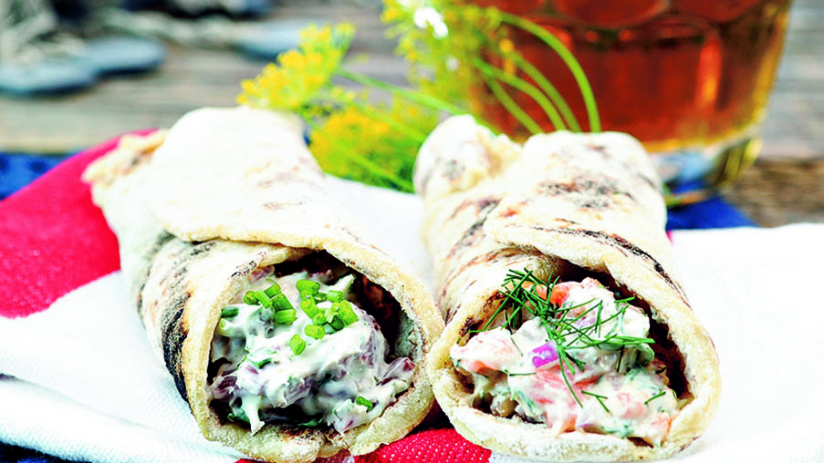 Perunarieskat poro- tai lohitäytteellä