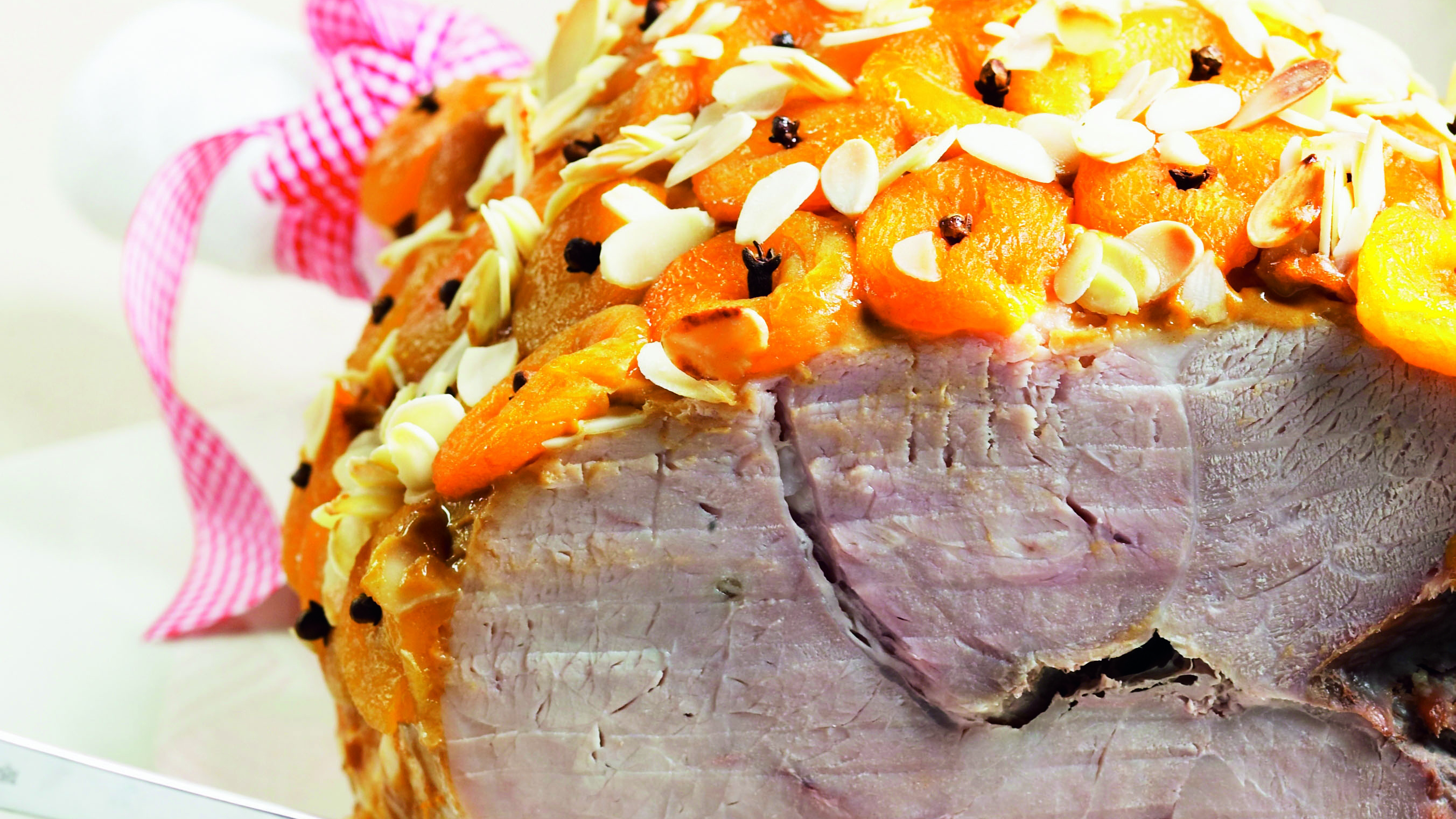 Aprikoosikuorrutettu joulukinkku