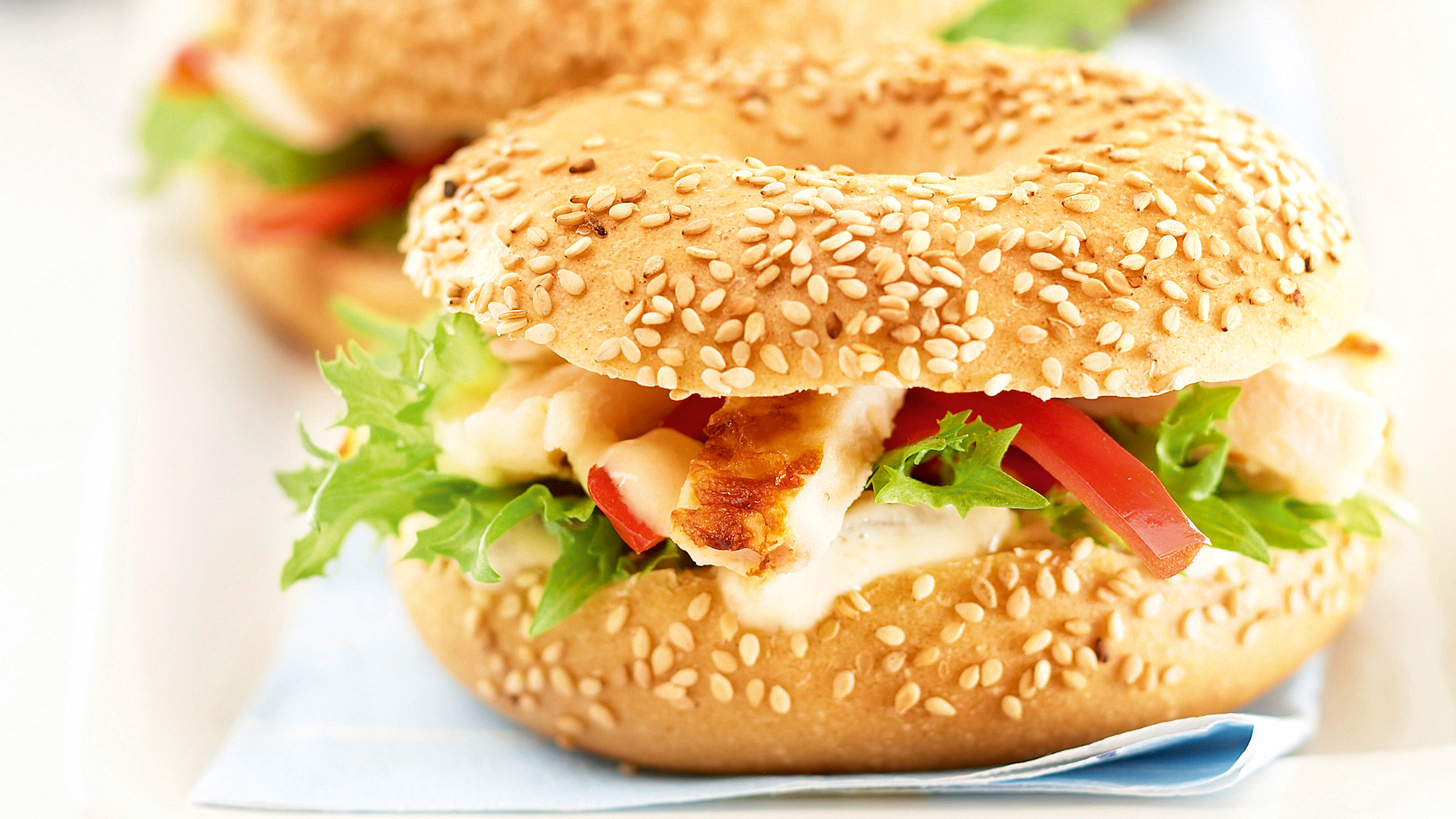 Broileribagelit ja jogurttikastike