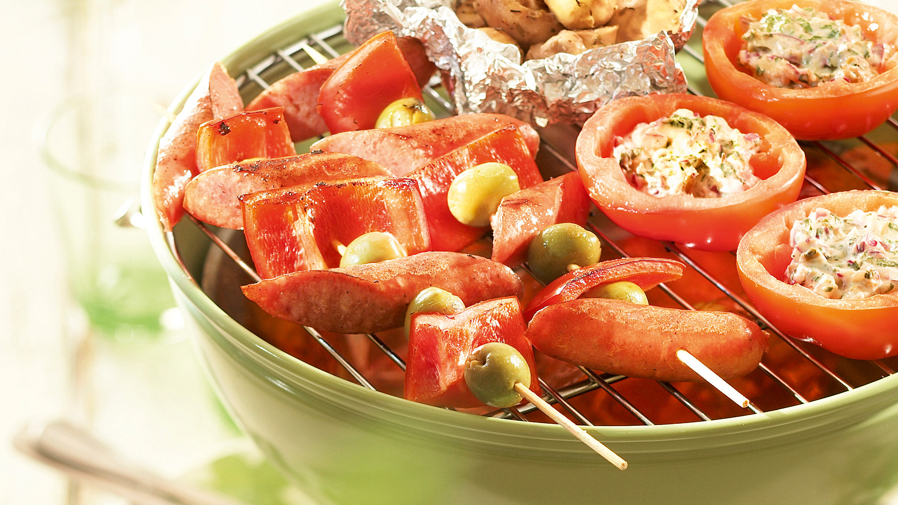 Makkaravartaat ja marinoidut herkkusieninyytit